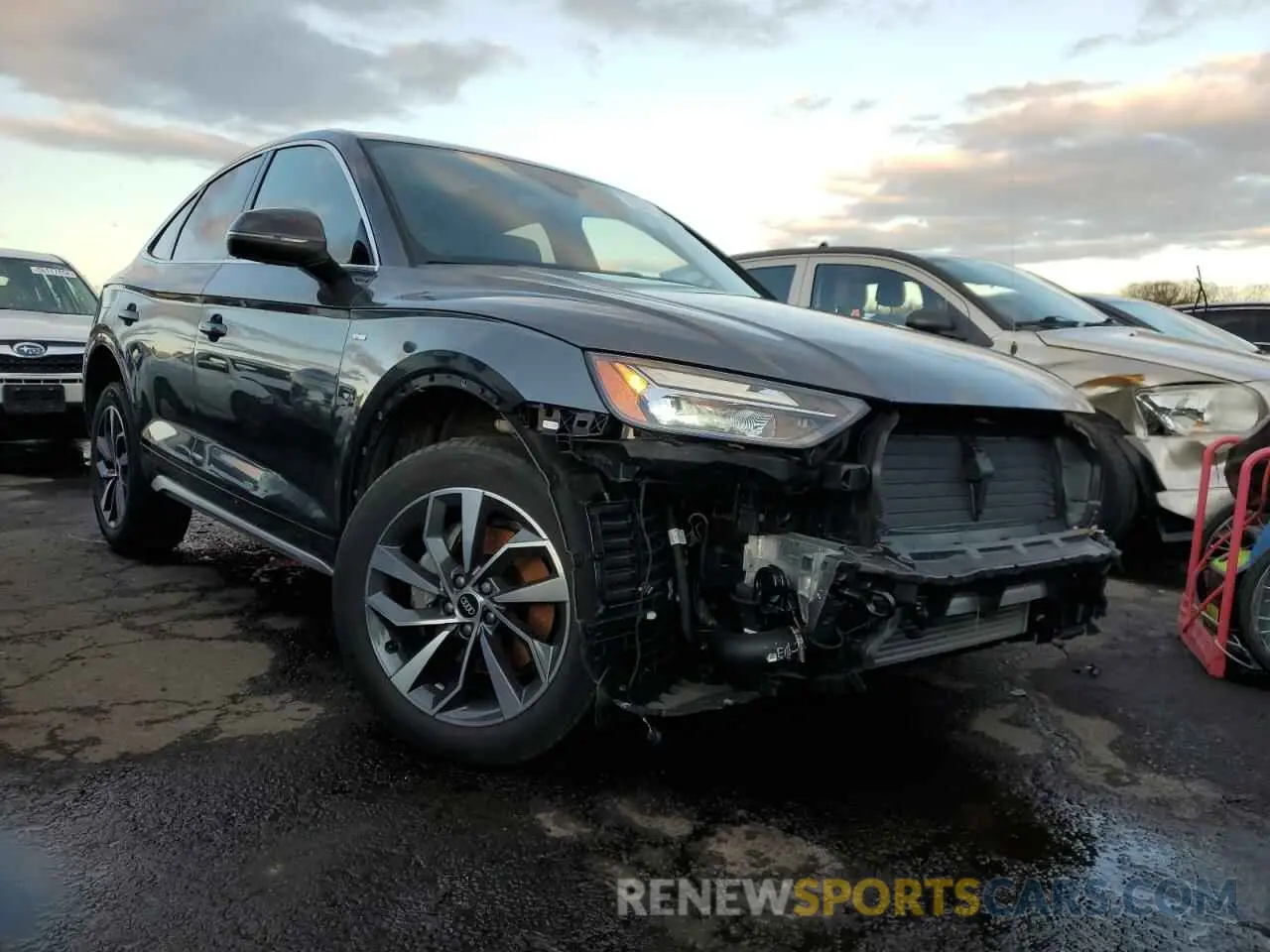 4 Photograph of a damaged car WA15AAFY6P2029033 AUDI Q5 2023