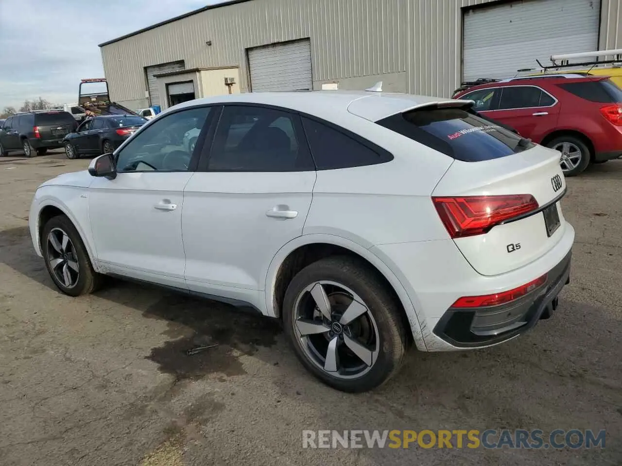 2 Photograph of a damaged car WA15AAFY6P2138916 AUDI Q5 2023
