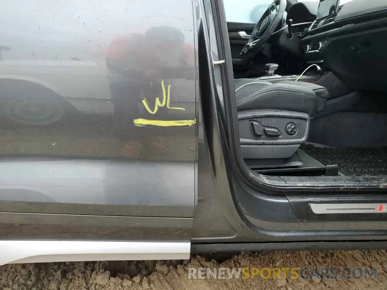 13 Photograph of a damaged car WA15AAFY7P2060419 AUDI Q5 2023