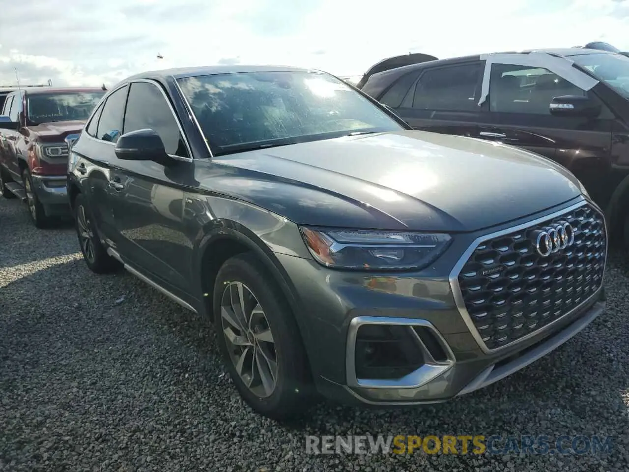 4 Photograph of a damaged car WA15AAFY7P2060419 AUDI Q5 2023