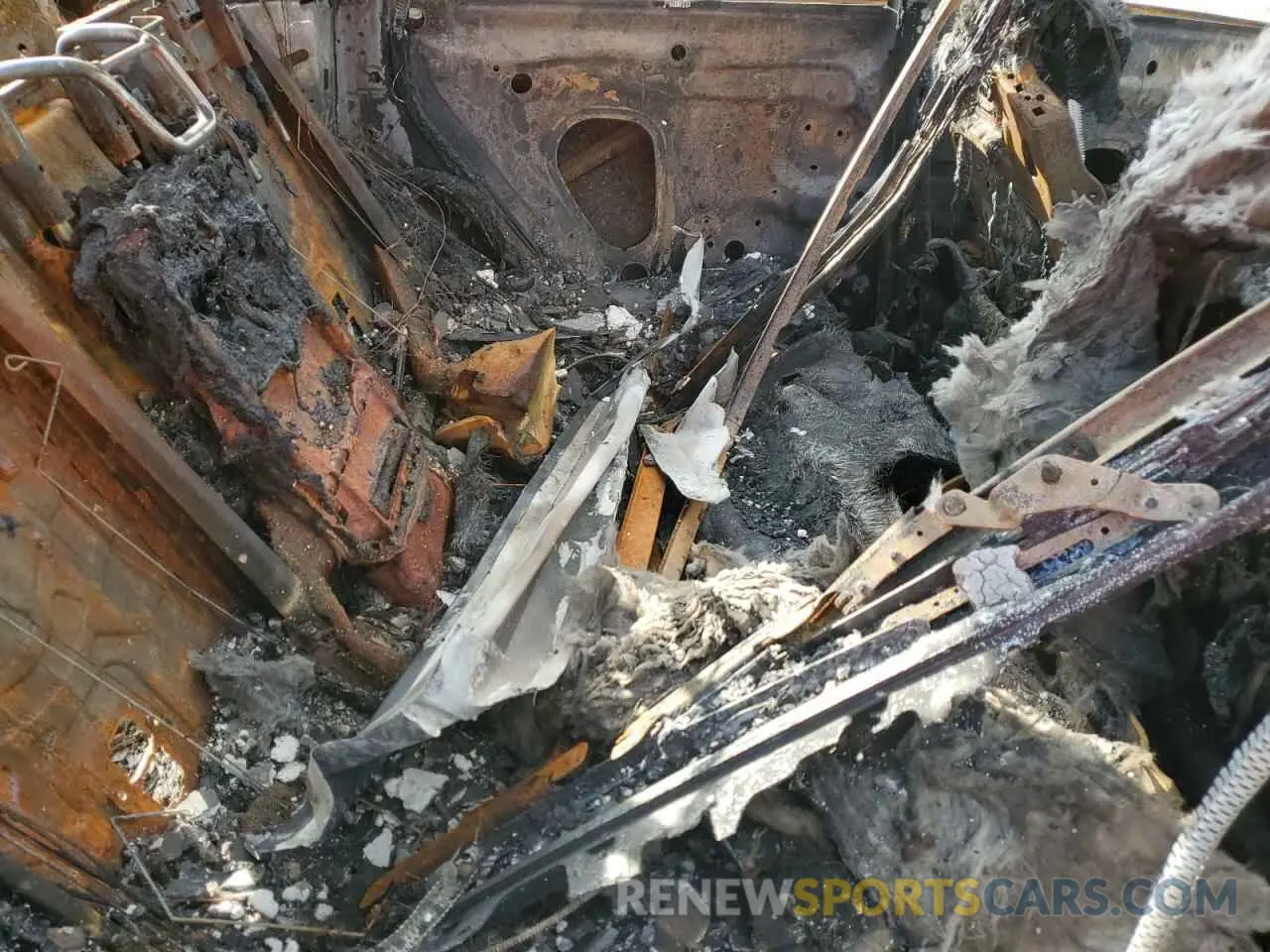 10 Photograph of a damaged car WA15AAFYXP2126011 AUDI Q5 2023