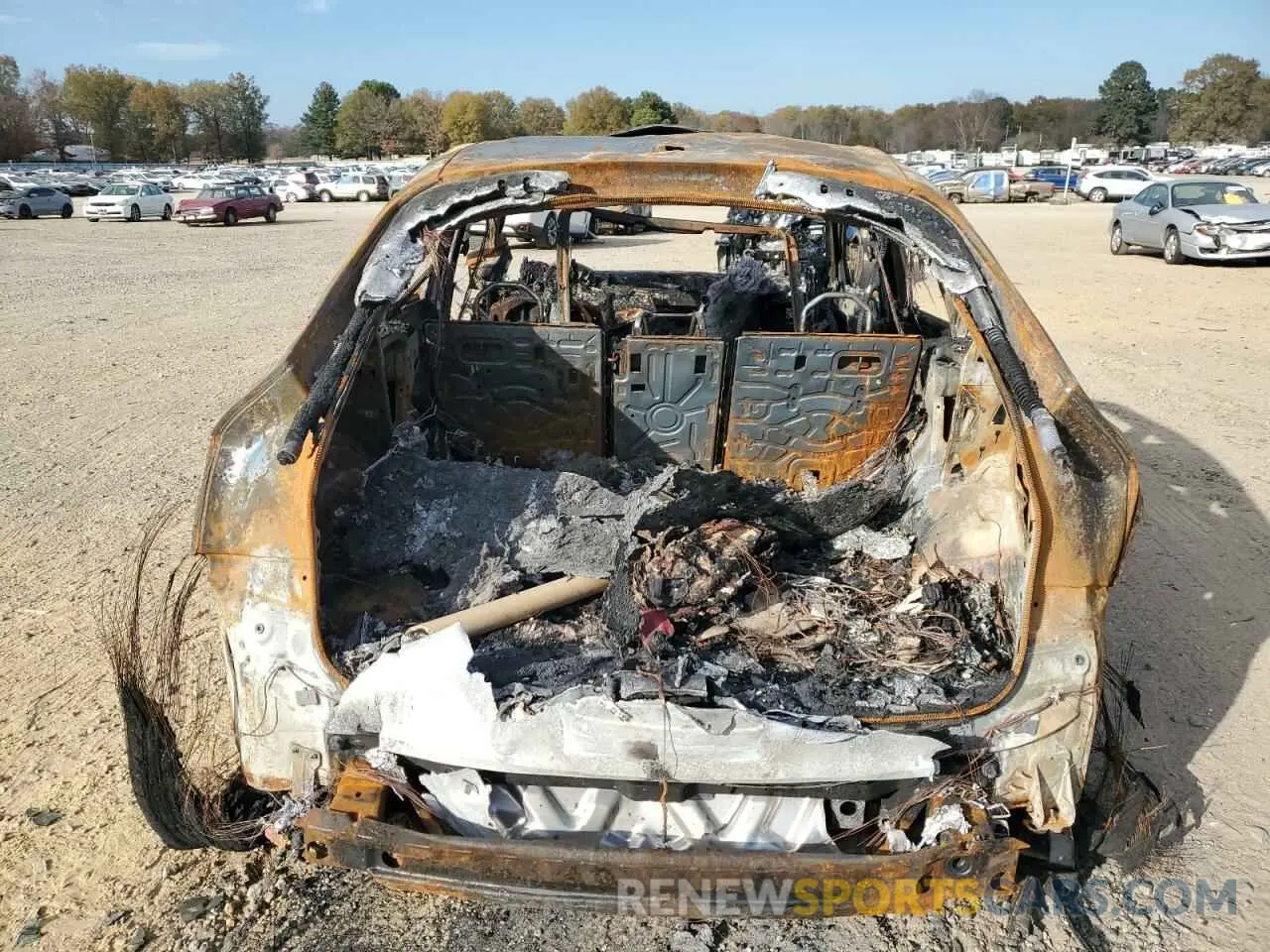 6 Photograph of a damaged car WA15AAFYXP2126011 AUDI Q5 2023