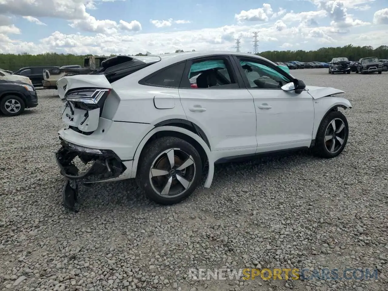 3 Photograph of a damaged car WA15AAFYXP2177153 AUDI Q5 2023