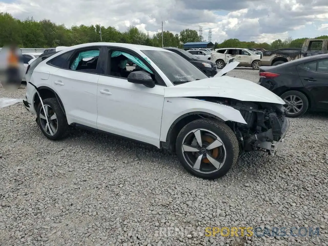 4 Photograph of a damaged car WA15AAFYXP2177153 AUDI Q5 2023