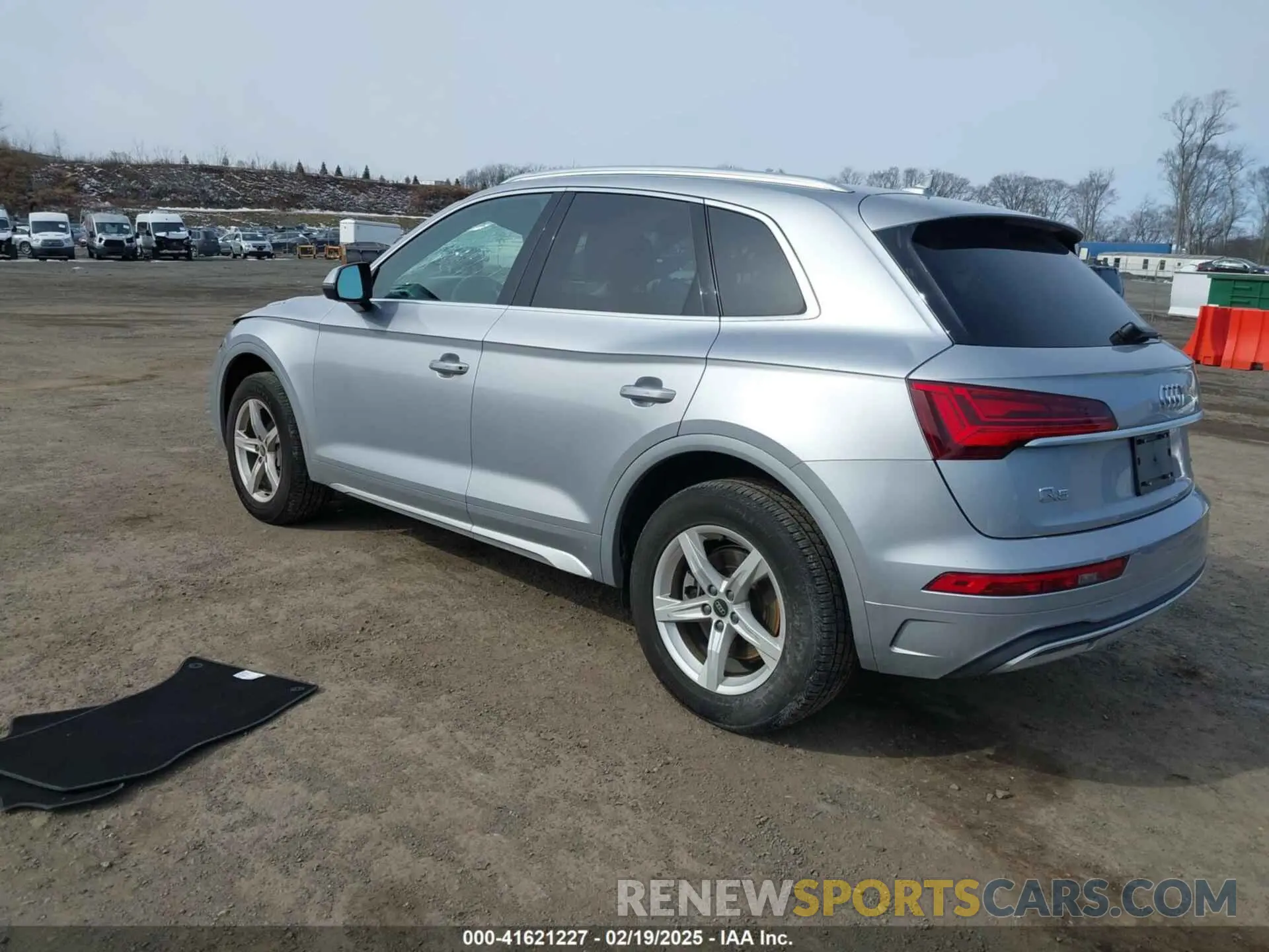 3 Photograph of a damaged car WA1ABAFY0P2160860 AUDI Q5 2023