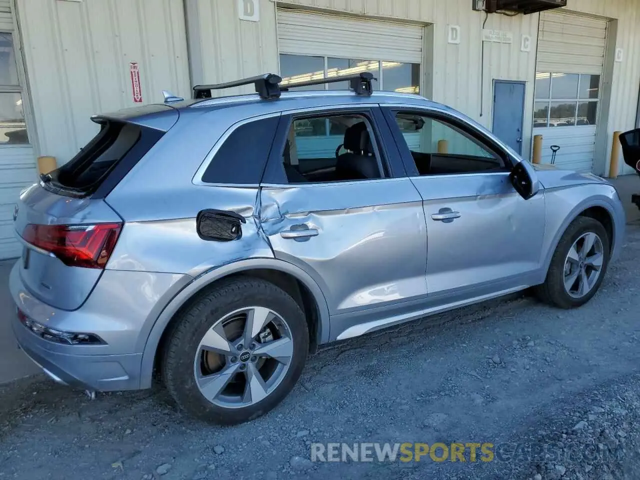 3 Photograph of a damaged car WA1ABAFY1P2054093 AUDI Q5 2023