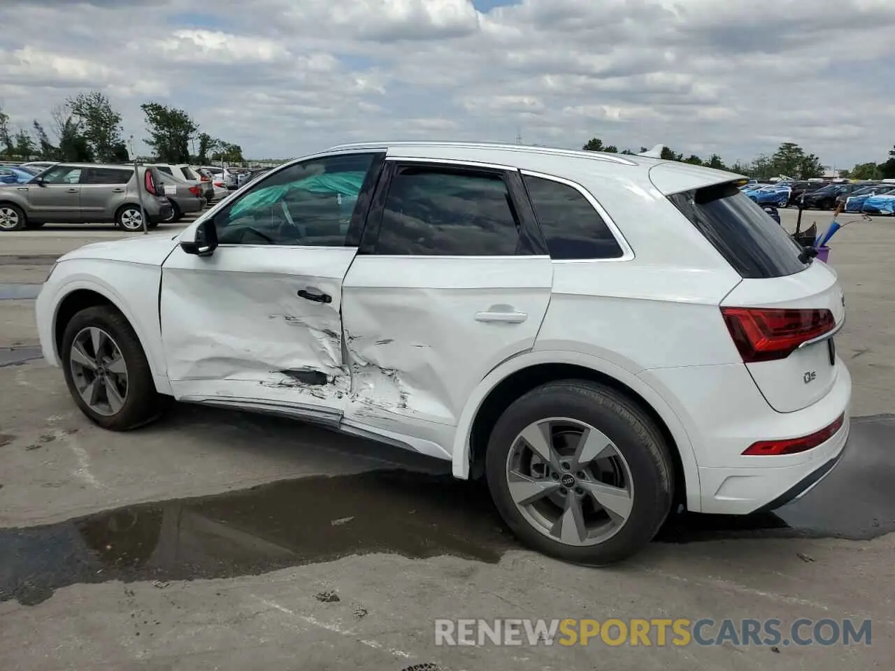 2 Photograph of a damaged car WA1ABAFY1P2094805 AUDI Q5 2023