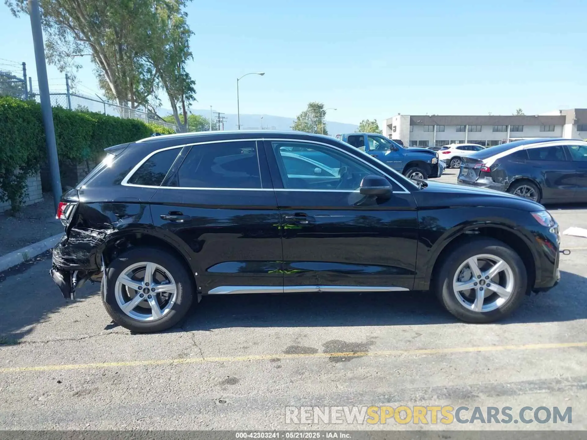 13 Photograph of a damaged car WA1ABAFY1P2188442 AUDI Q5 2023