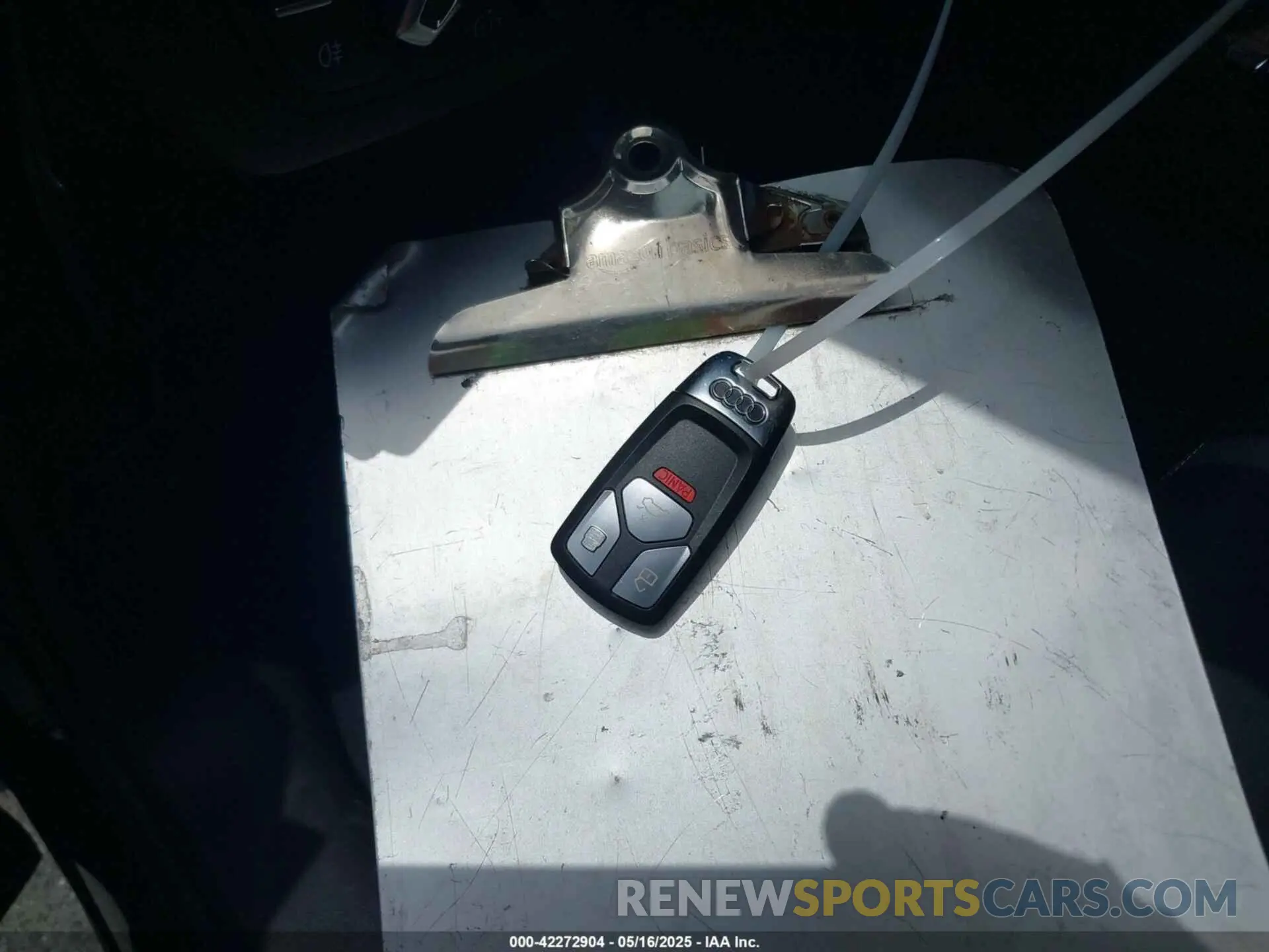 11 Photograph of a damaged car WA1ABAFY2P2132364 AUDI Q5 2023