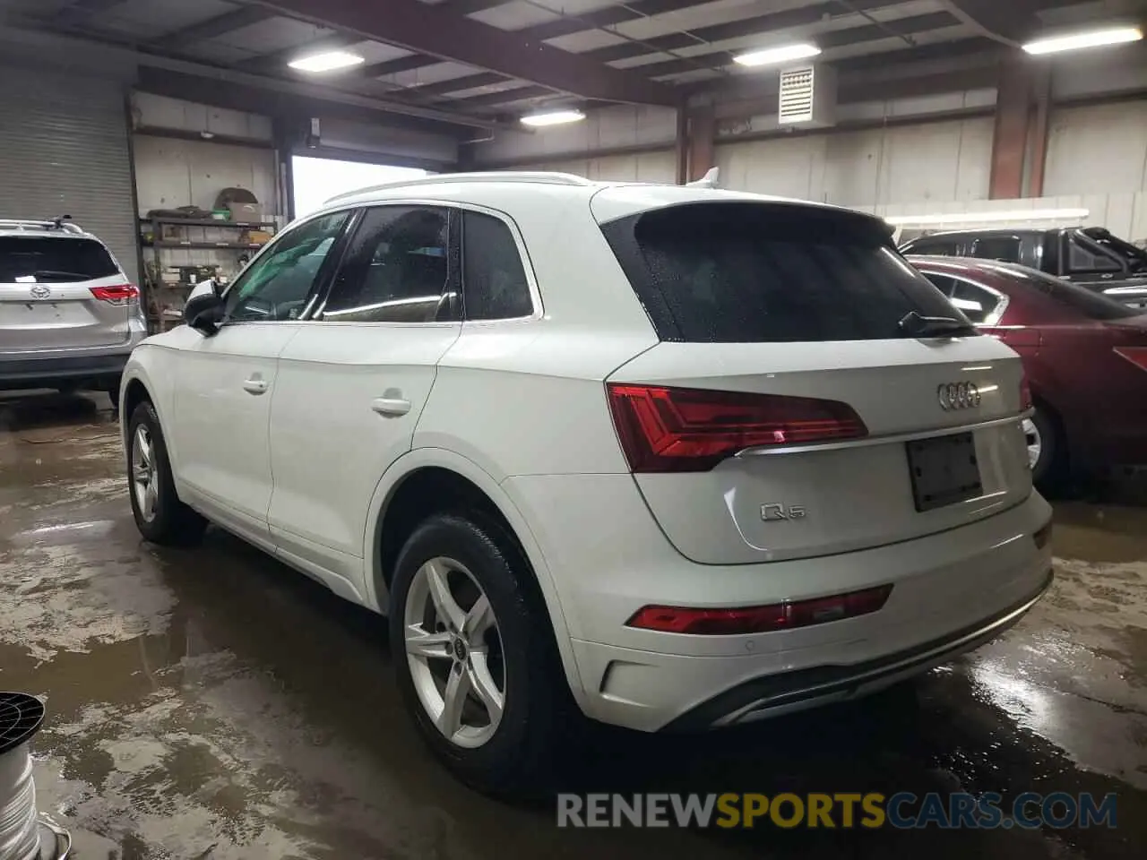 2 Photograph of a damaged car WA1ABAFY2P2137905 AUDI Q5 2023