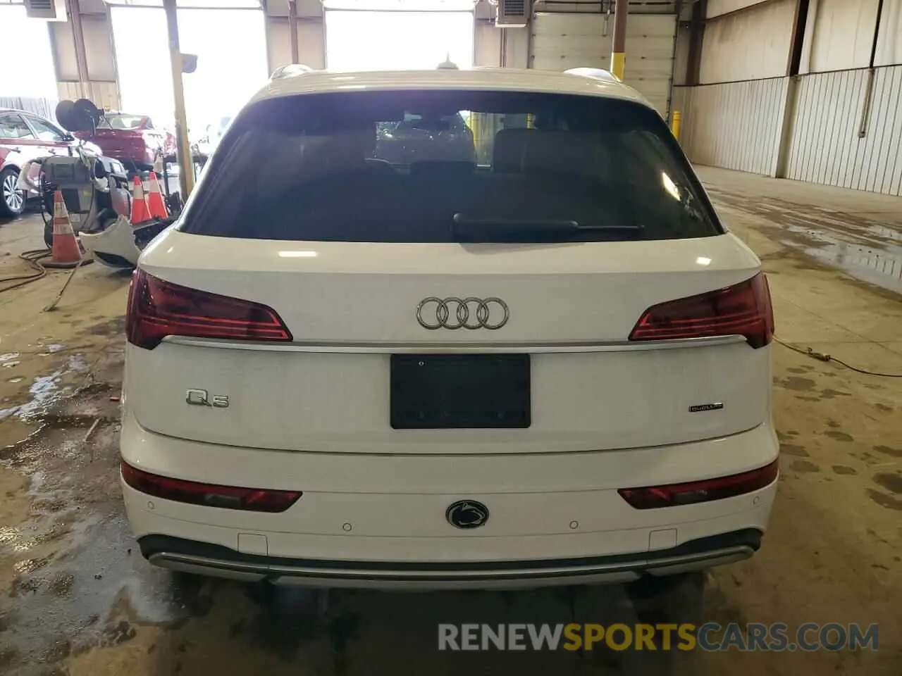 6 Photograph of a damaged car WA1ABAFY6P2133128 AUDI Q5 2023
