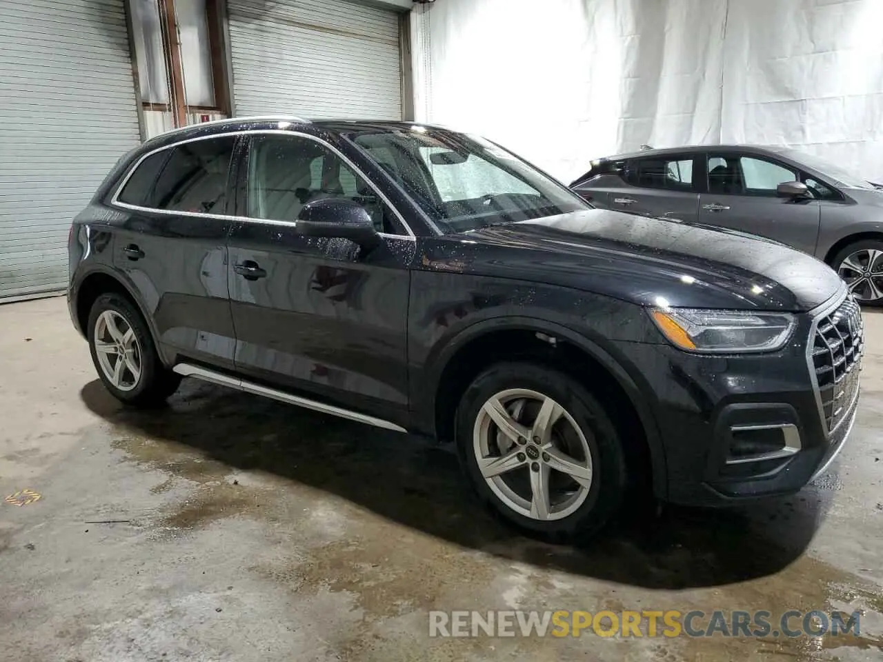 4 Photograph of a damaged car WA1ABAFY7P2045611 AUDI Q5 2023