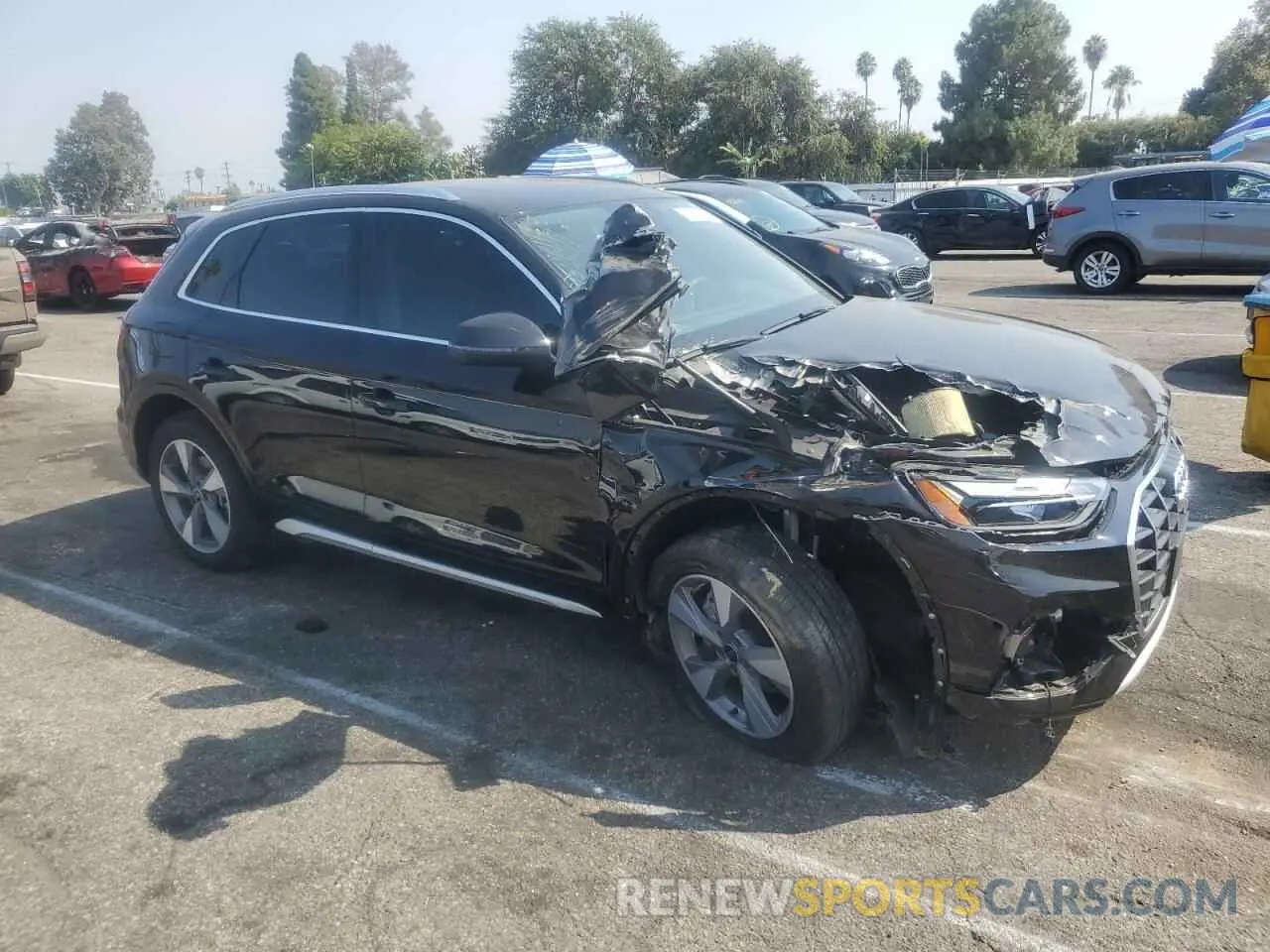 4 Photograph of a damaged car WA1ABAFY7P2177168 AUDI Q5 2023