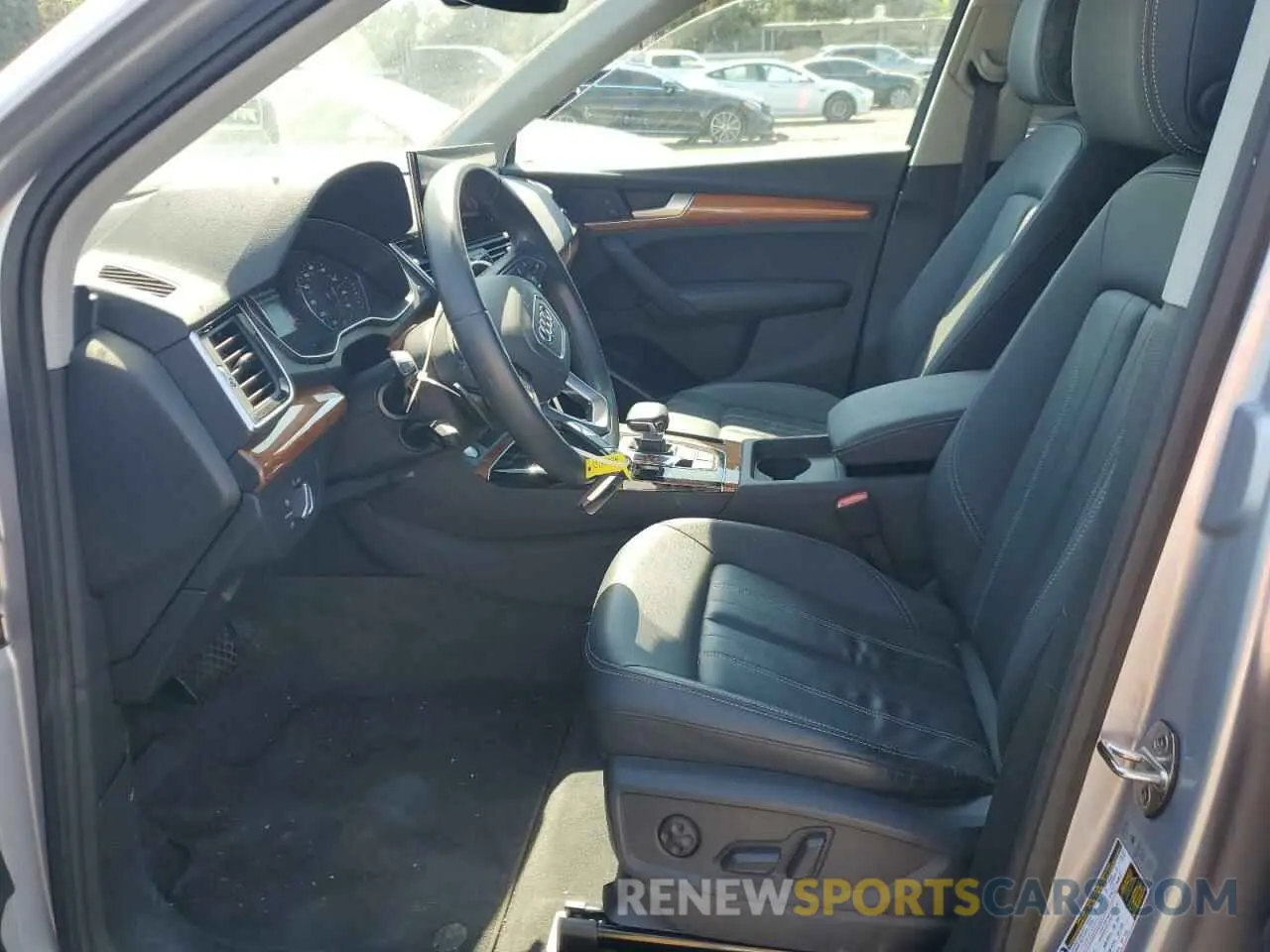 7 Photograph of a damaged car WA1ABAFY8P2108795 AUDI Q5 2023
