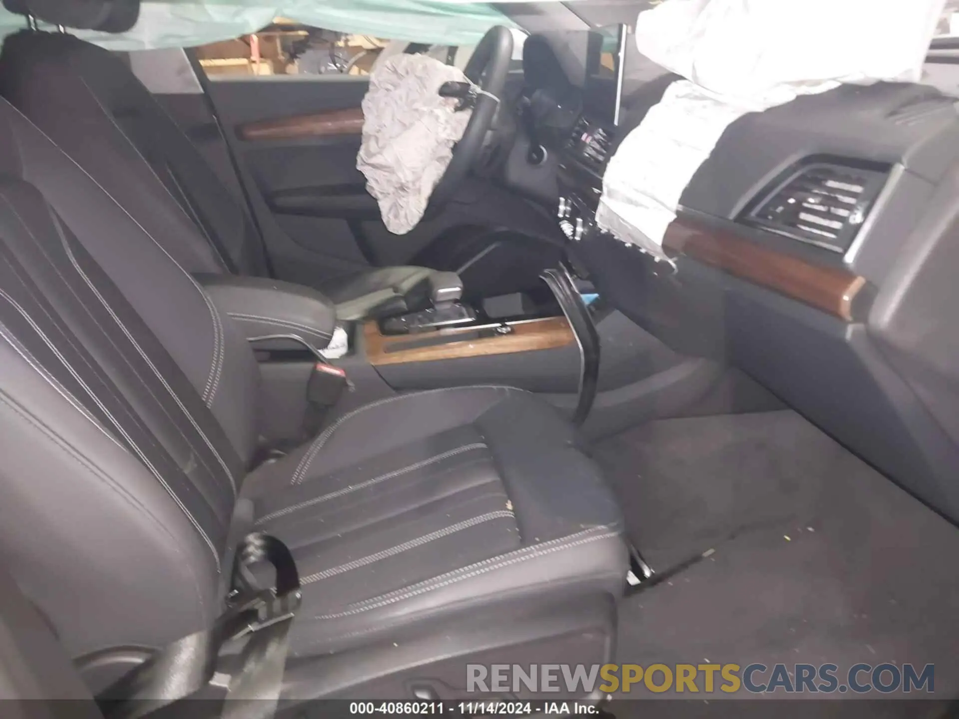 5 Photograph of a damaged car WA1ABAFY9P2081977 AUDI Q5 2023