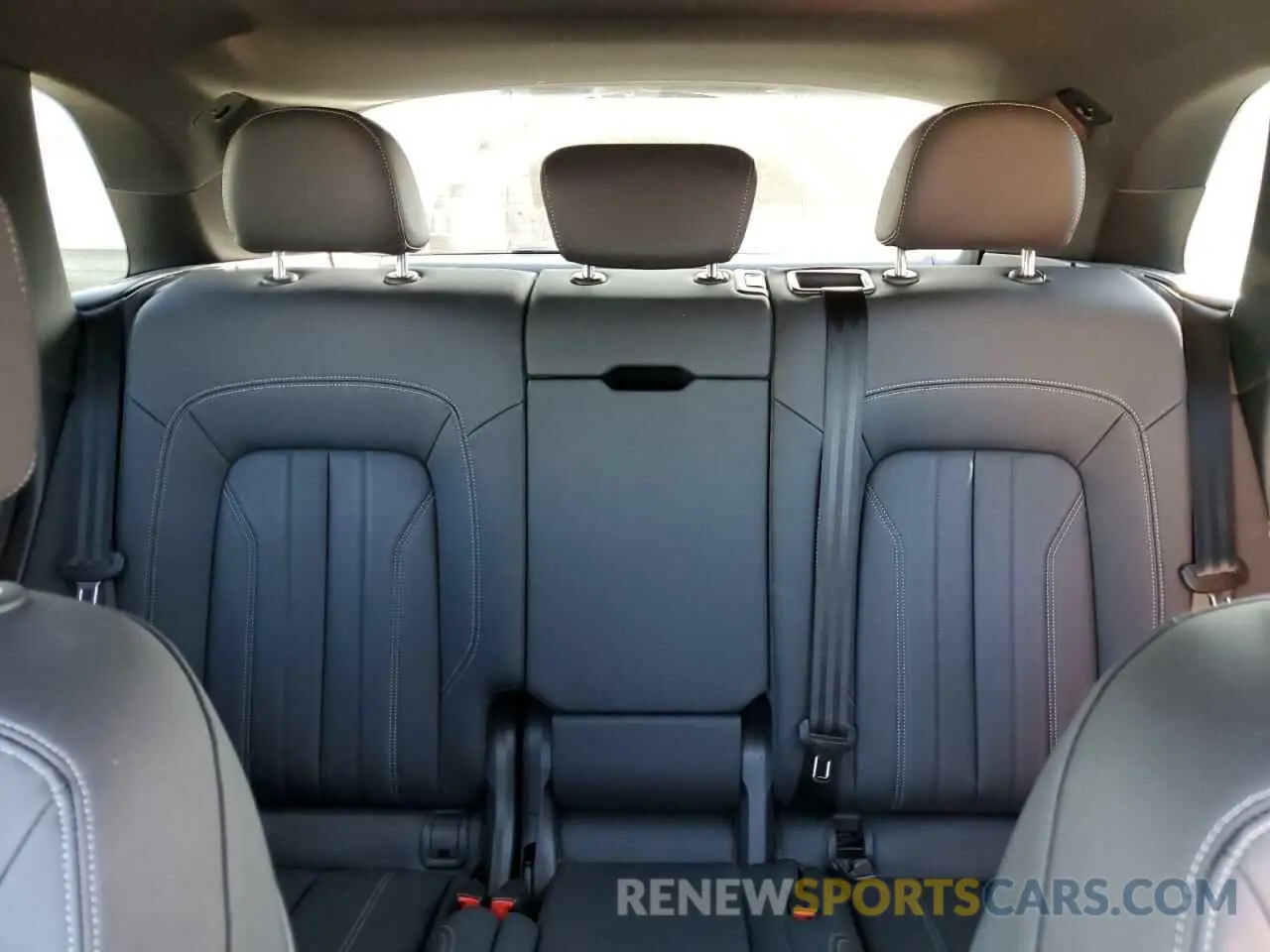 10 Photograph of a damaged car WA1ABAFYXP2131298 AUDI Q5 2023