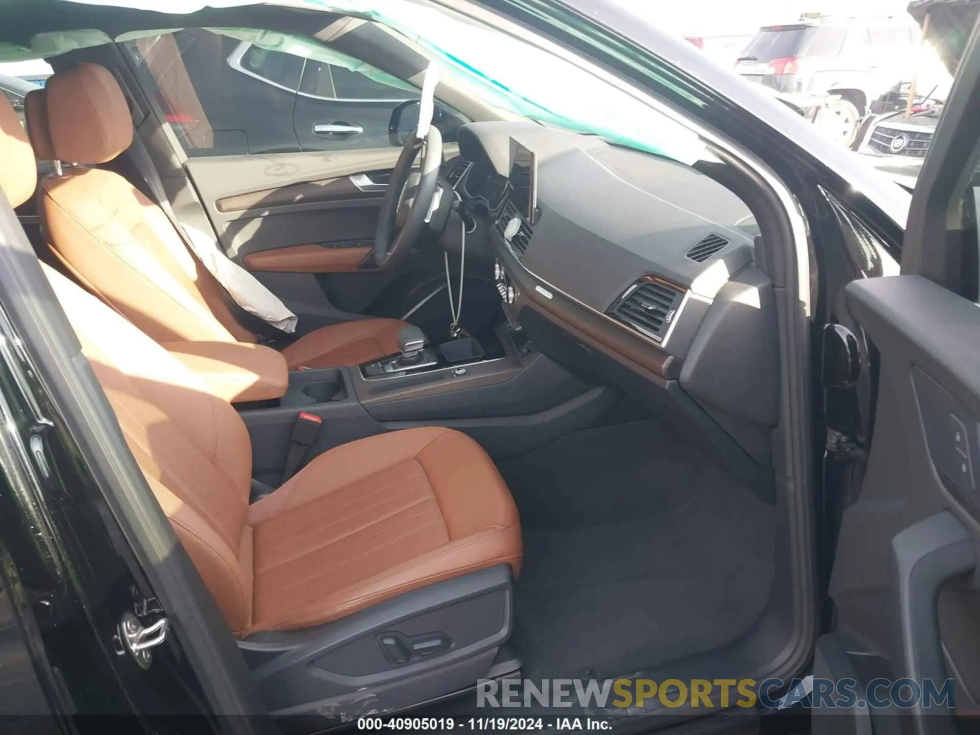 5 Photograph of a damaged car WA1ABAFYXP2157738 AUDI Q5 2023