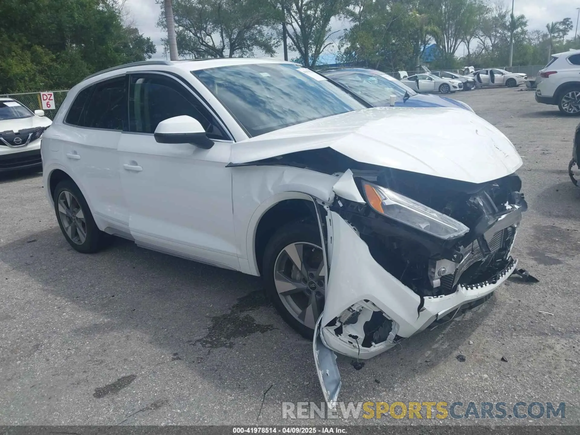 1 Photograph of a damaged car WA1BBAFY3P2078836 AUDI Q5 2023