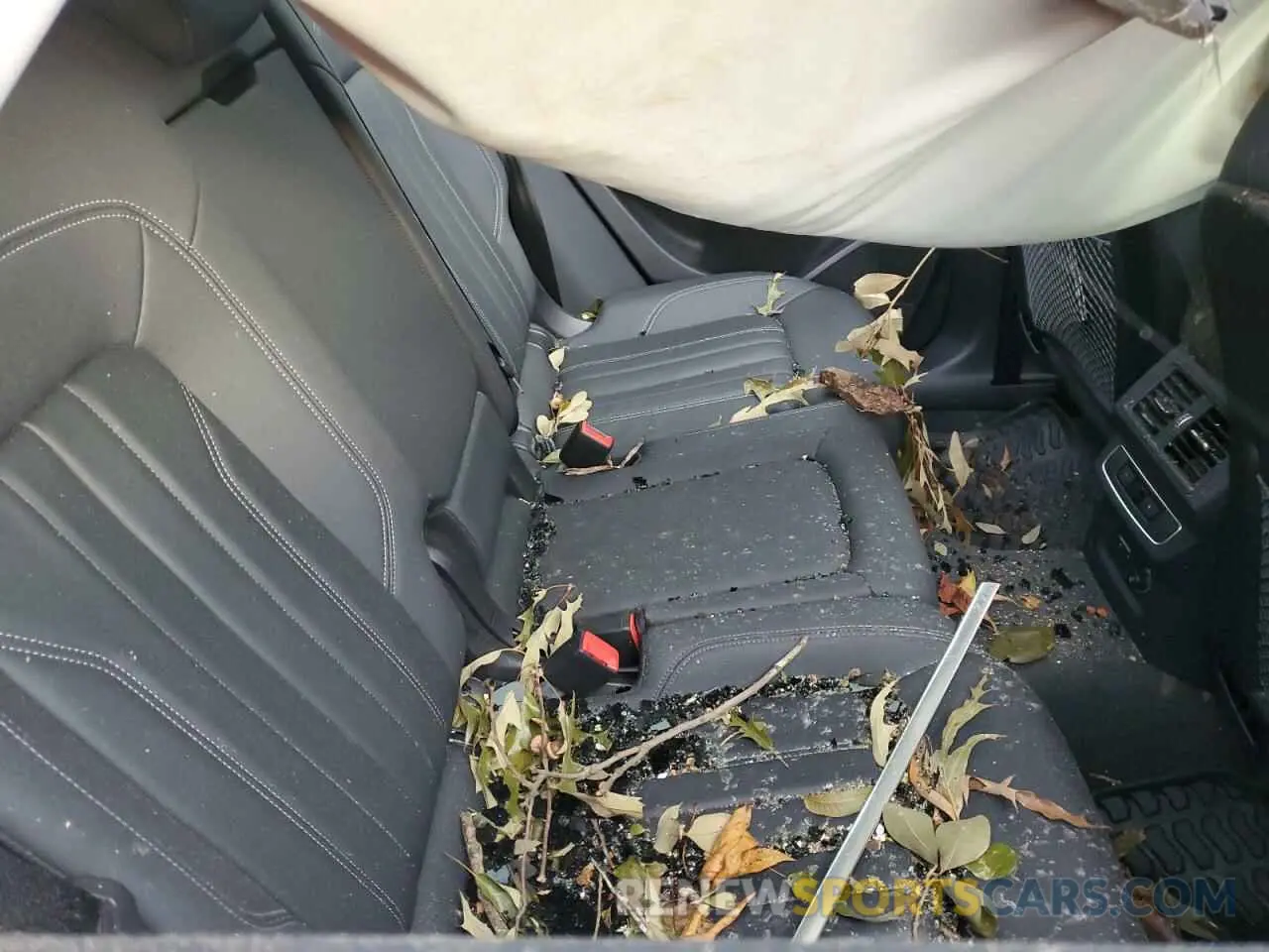 10 Photograph of a damaged car WA1BBAFY5P2015687 AUDI Q5 2023