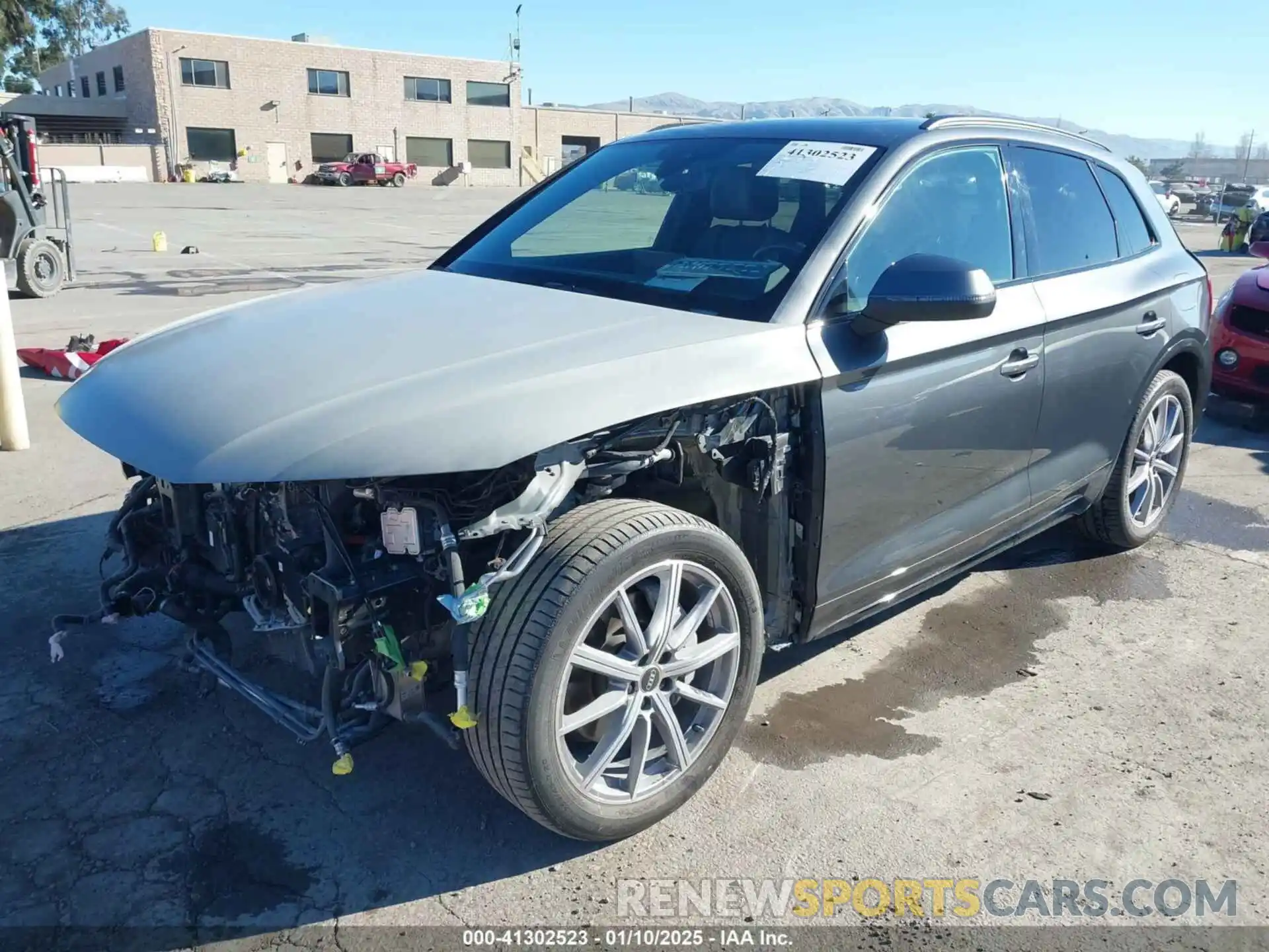 2 Photograph of a damaged car WA1E2AFY2P2110379 AUDI Q5 2023