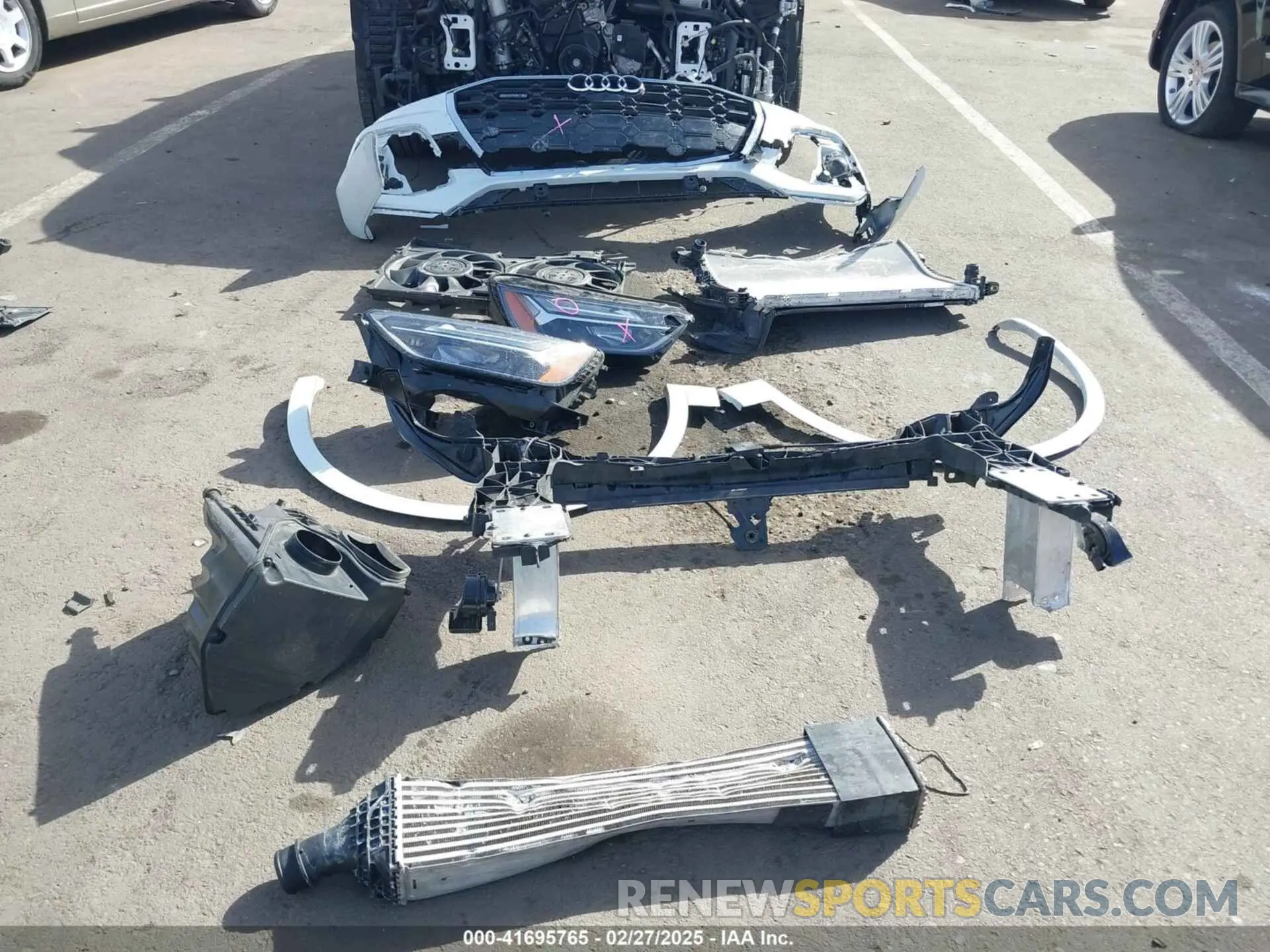 12 Photograph of a damaged car WA1E2AFY3P2070863 AUDI Q5 2023