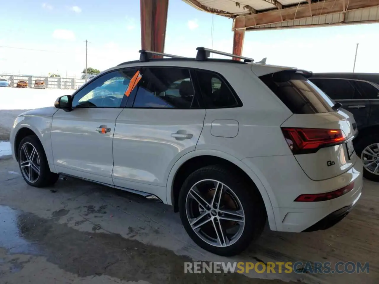 2 Photograph of a damaged car WA1E2AFY8P2128031 AUDI Q5 2023