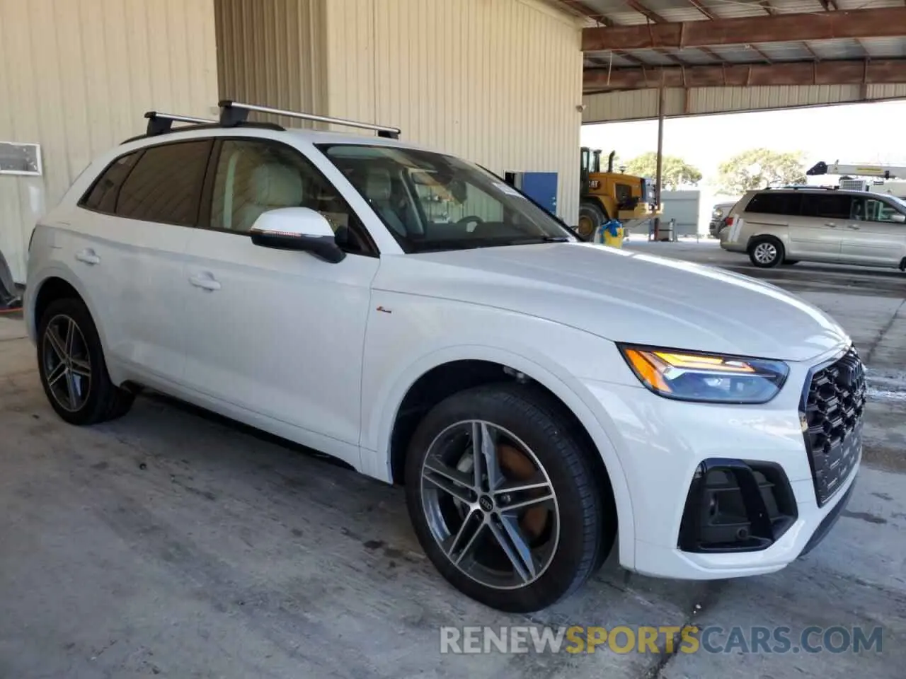 4 Photograph of a damaged car WA1E2AFY8P2128031 AUDI Q5 2023
