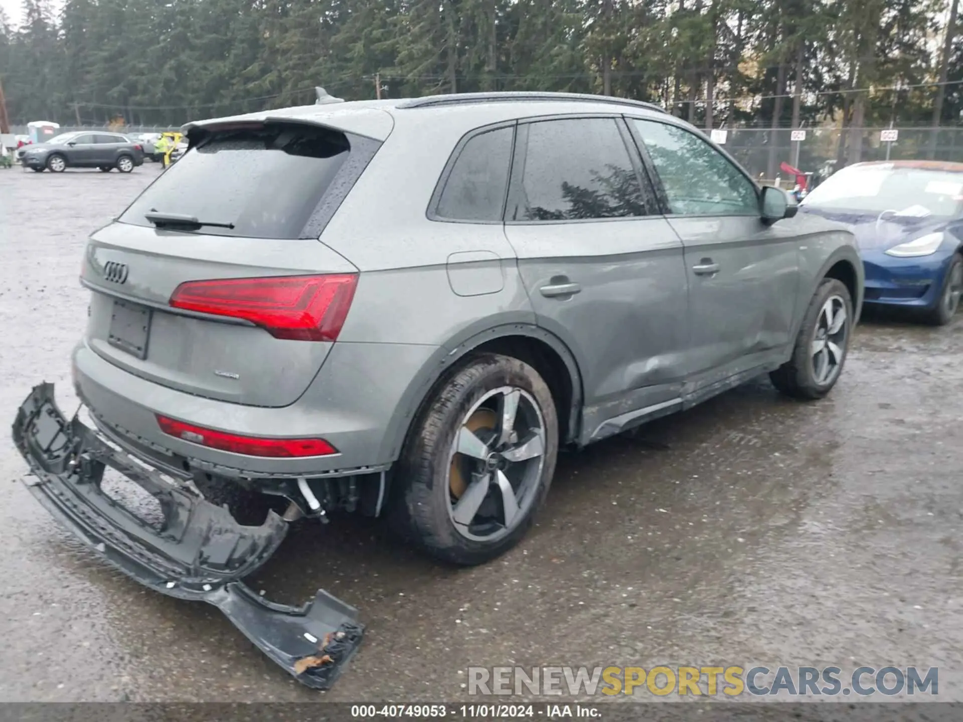 4 Photograph of a damaged car WA1EAAFY0P2103112 AUDI Q5 2023