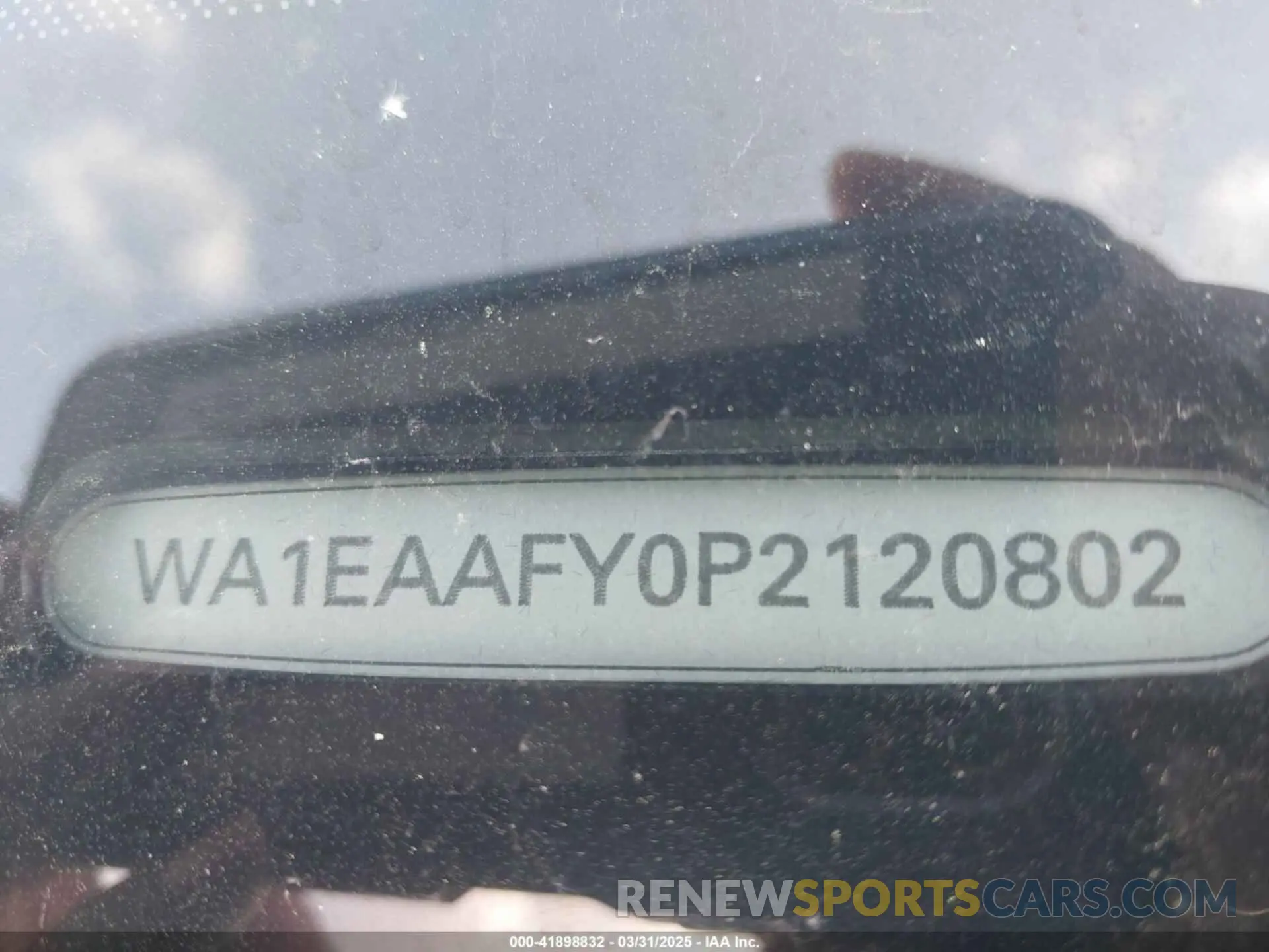9 Photograph of a damaged car WA1EAAFY0P2120802 AUDI Q5 2023