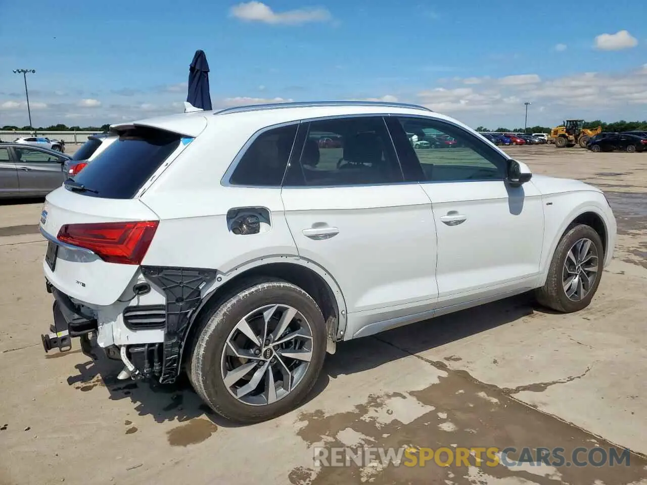 3 Photograph of a damaged car WA1EAAFY1P2029604 AUDI Q5 2023