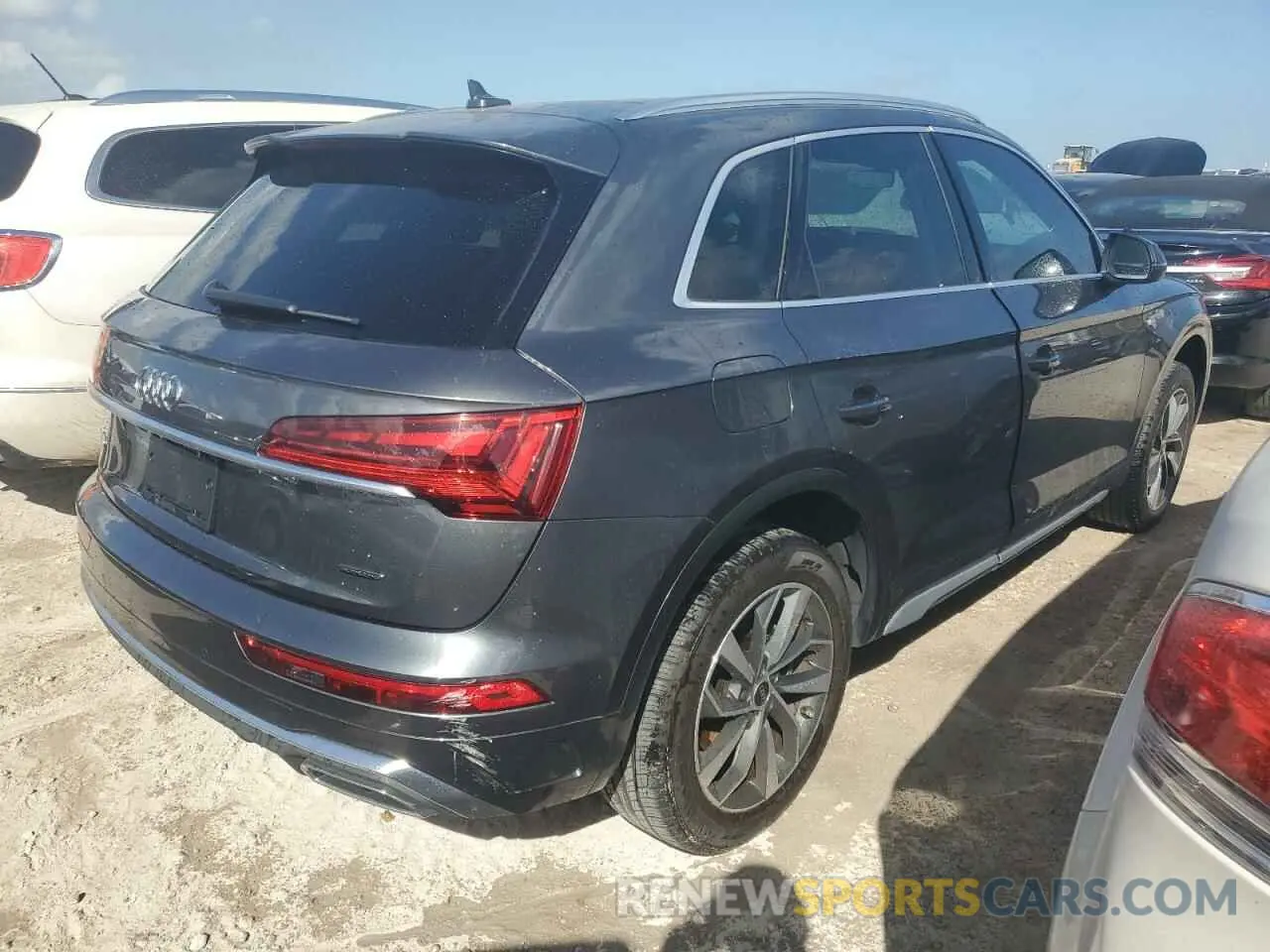 3 Photograph of a damaged car WA1EAAFY1P2116094 AUDI Q5 2023