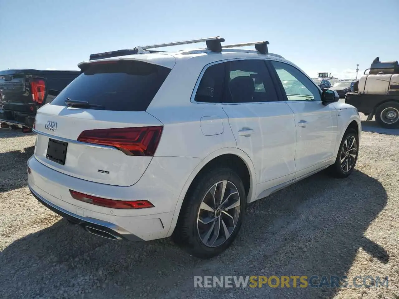 3 Photograph of a damaged car WA1EAAFY1P2125491 AUDI Q5 2023