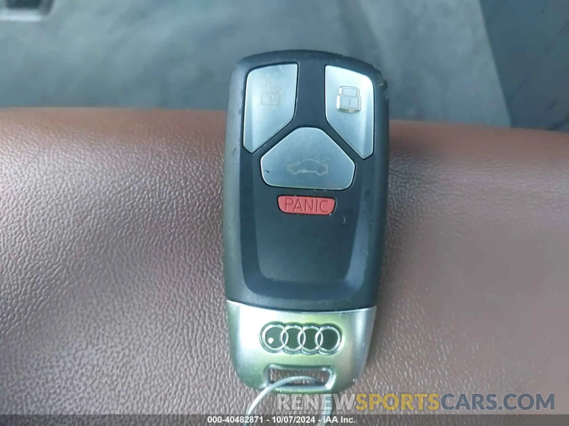 11 Photograph of a damaged car WA1EAAFY2P2012262 AUDI Q5 2023