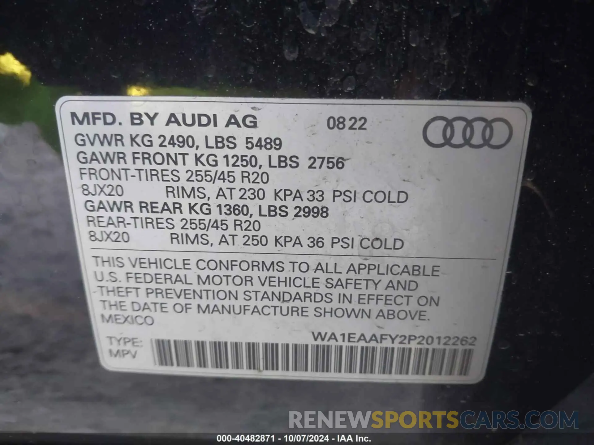 9 Photograph of a damaged car WA1EAAFY2P2012262 AUDI Q5 2023