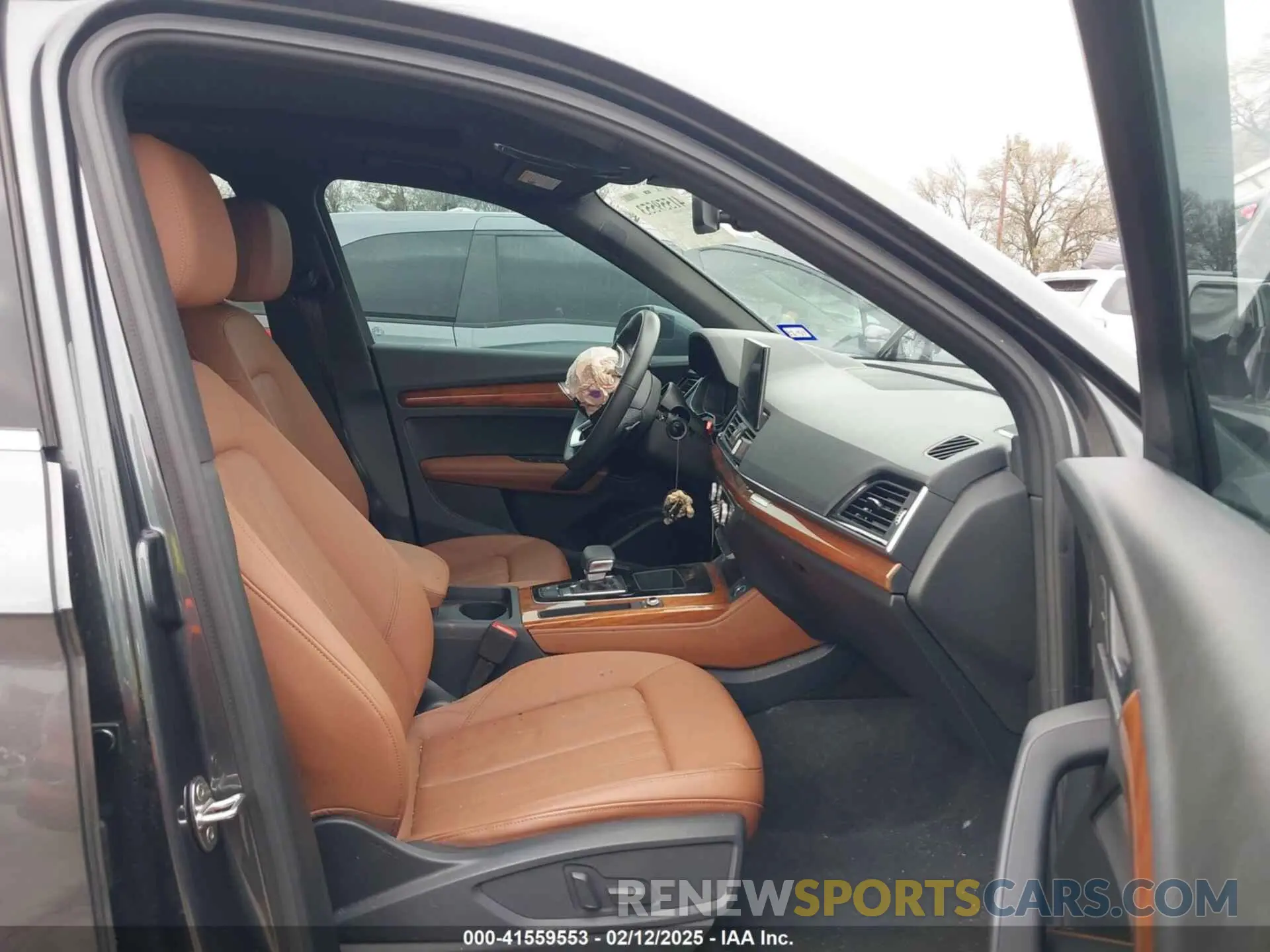 5 Photograph of a damaged car WA1EAAFY2P2019020 AUDI Q5 2023