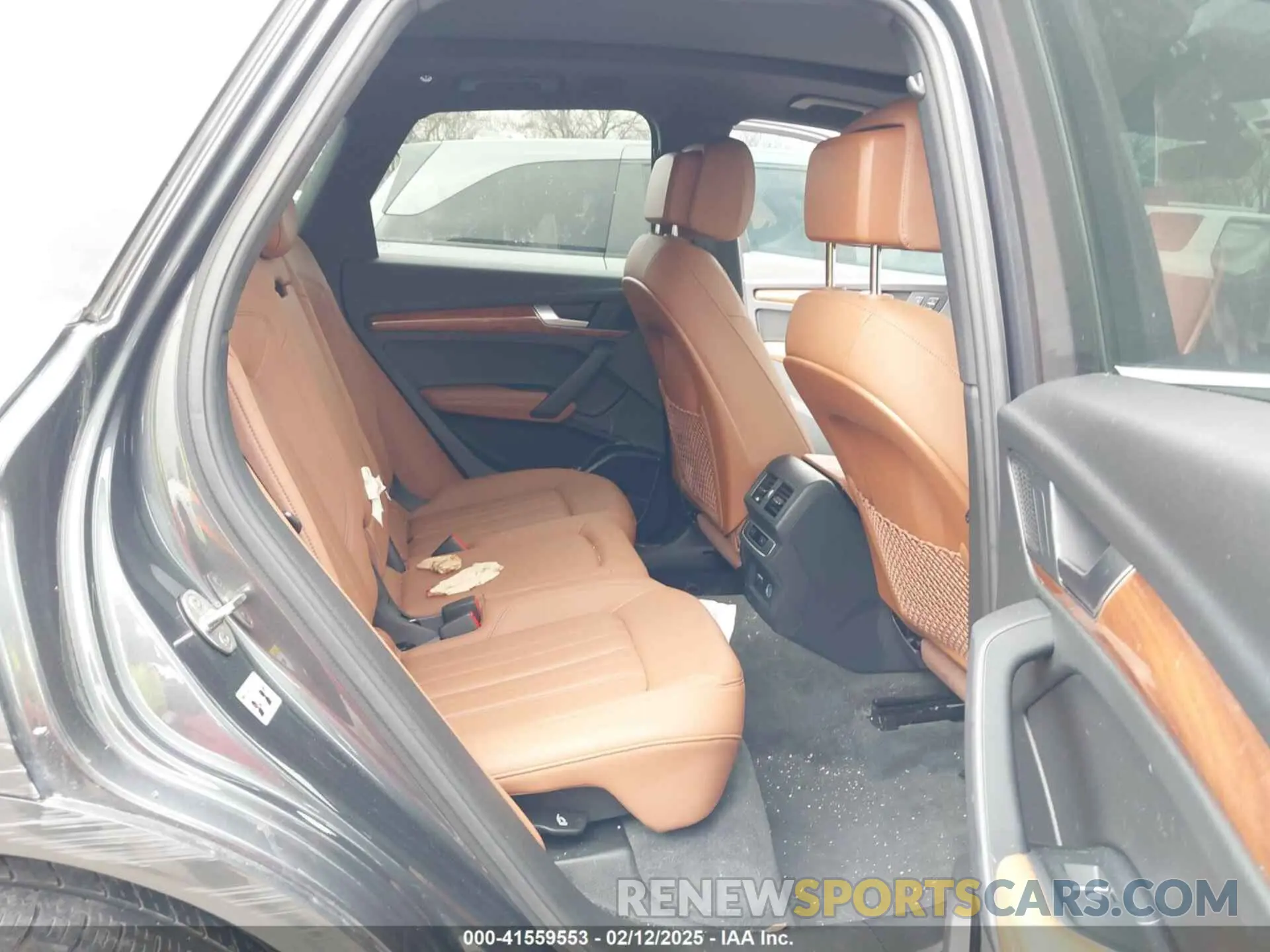 8 Photograph of a damaged car WA1EAAFY2P2019020 AUDI Q5 2023