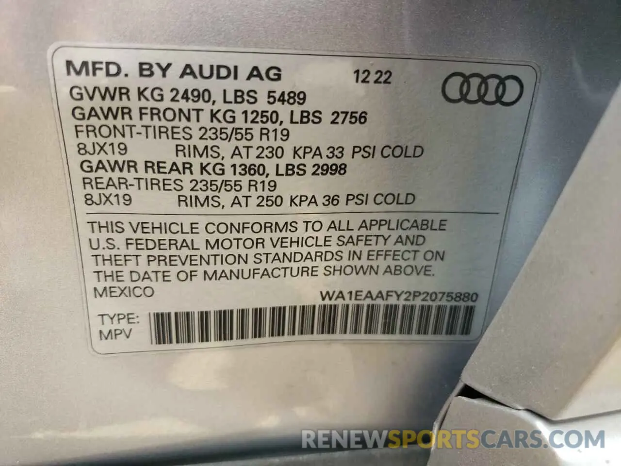 12 Photograph of a damaged car WA1EAAFY2P2075880 AUDI Q5 2023