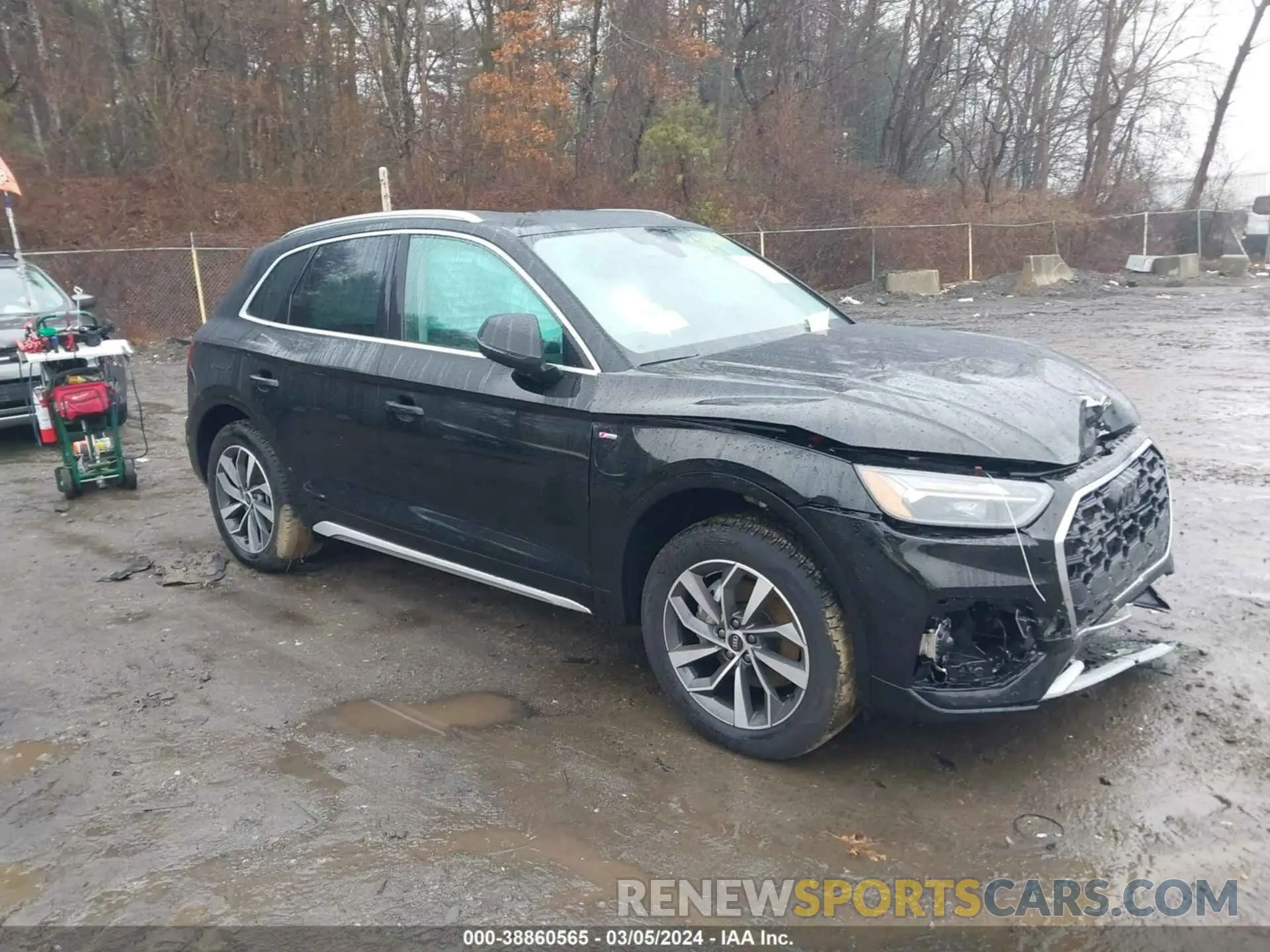 1 Photograph of a damaged car WA1EAAFY2P2141747 AUDI Q5 2023