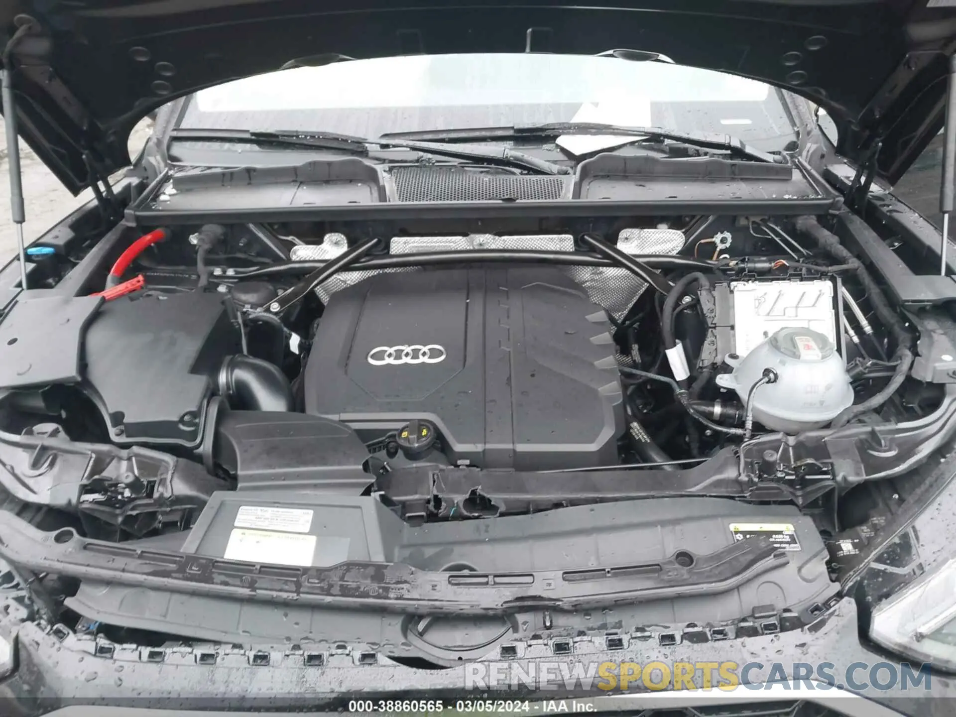 10 Photograph of a damaged car WA1EAAFY2P2141747 AUDI Q5 2023