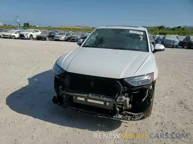 15 Photograph of a damaged car WA1EAAFY2P2170200 AUDI Q5 2023