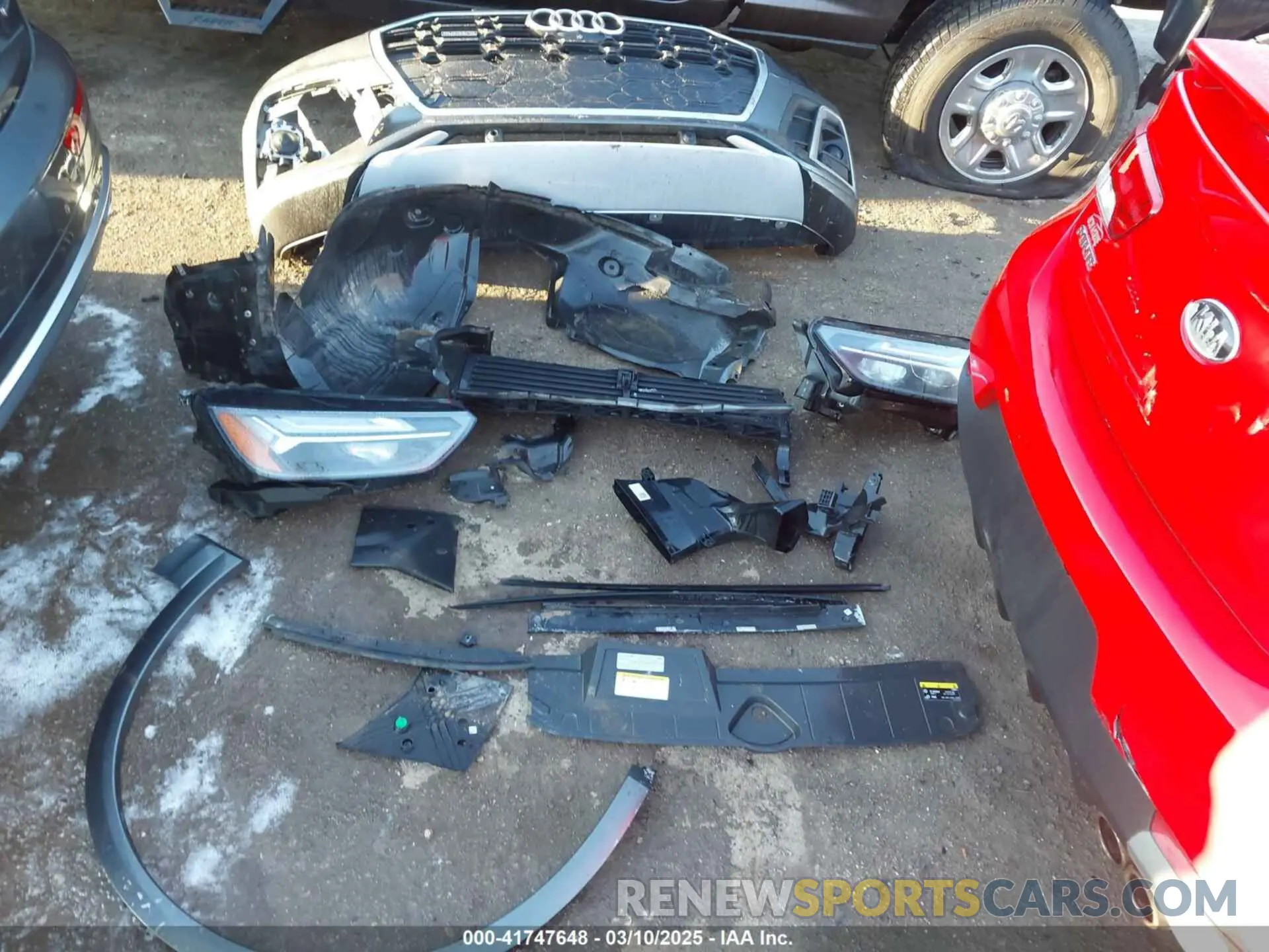 12 Photograph of a damaged car WA1EAAFY3P2040555 AUDI Q5 2023