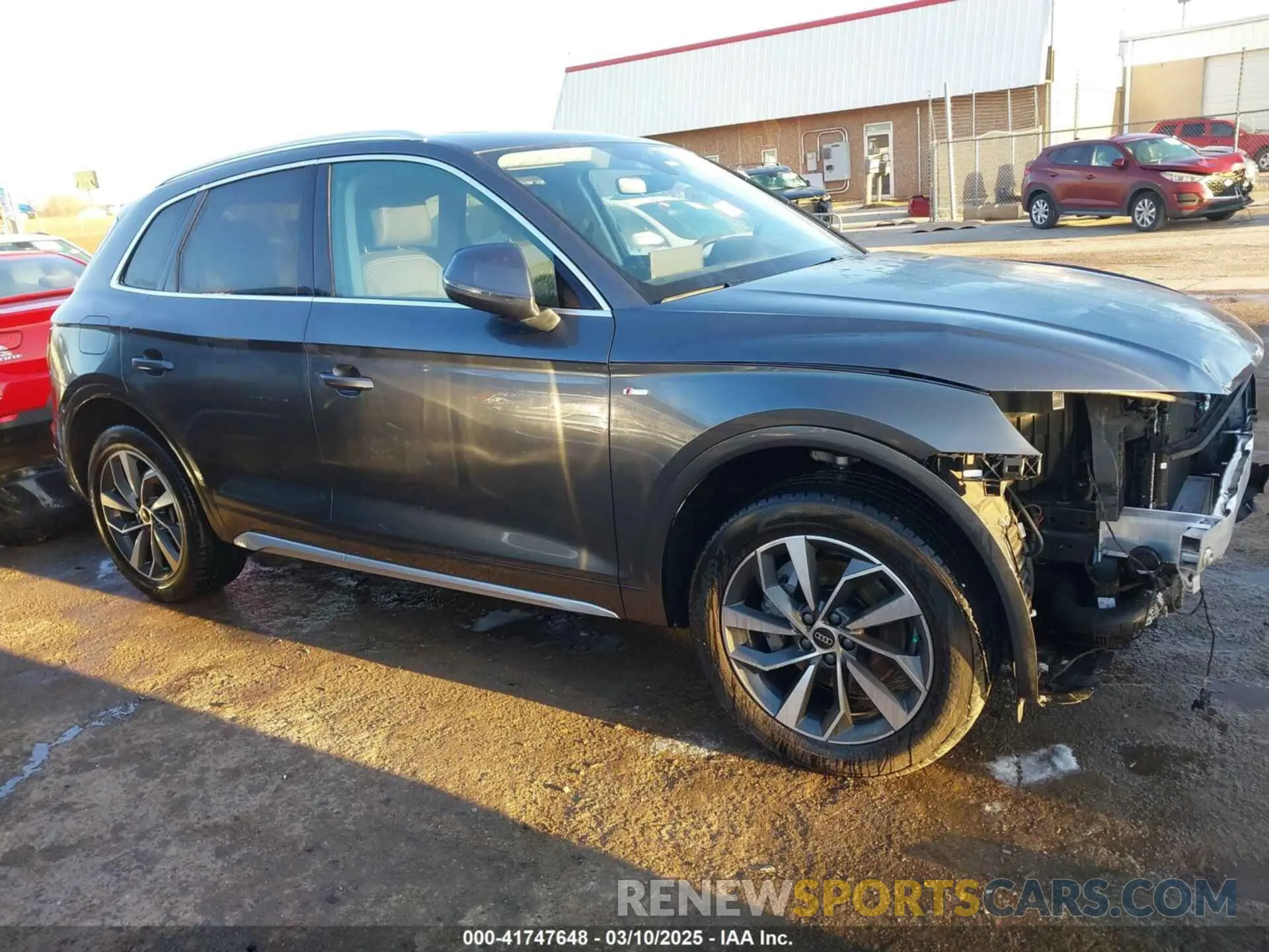 14 Photograph of a damaged car WA1EAAFY3P2040555 AUDI Q5 2023