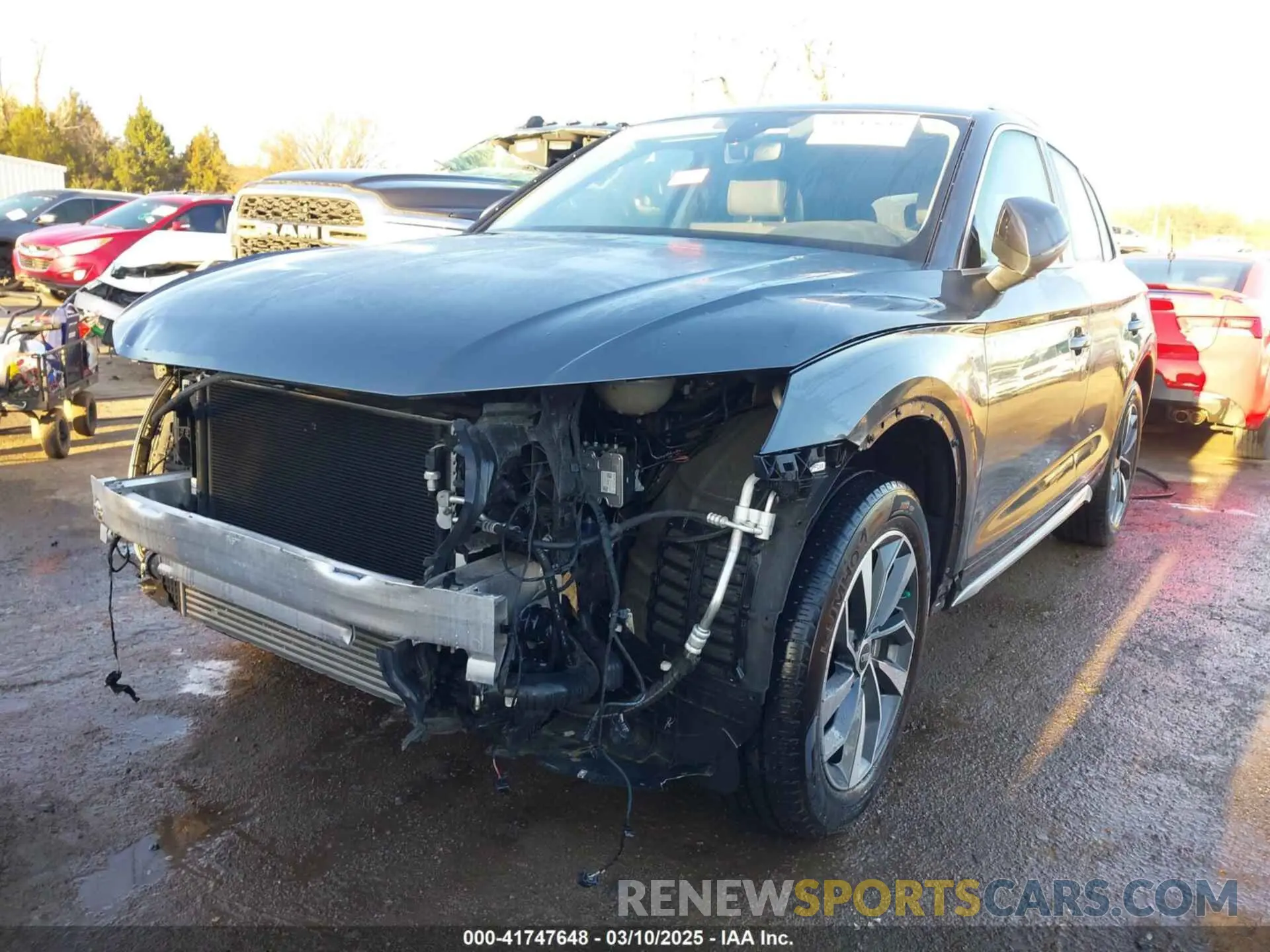 2 Photograph of a damaged car WA1EAAFY3P2040555 AUDI Q5 2023