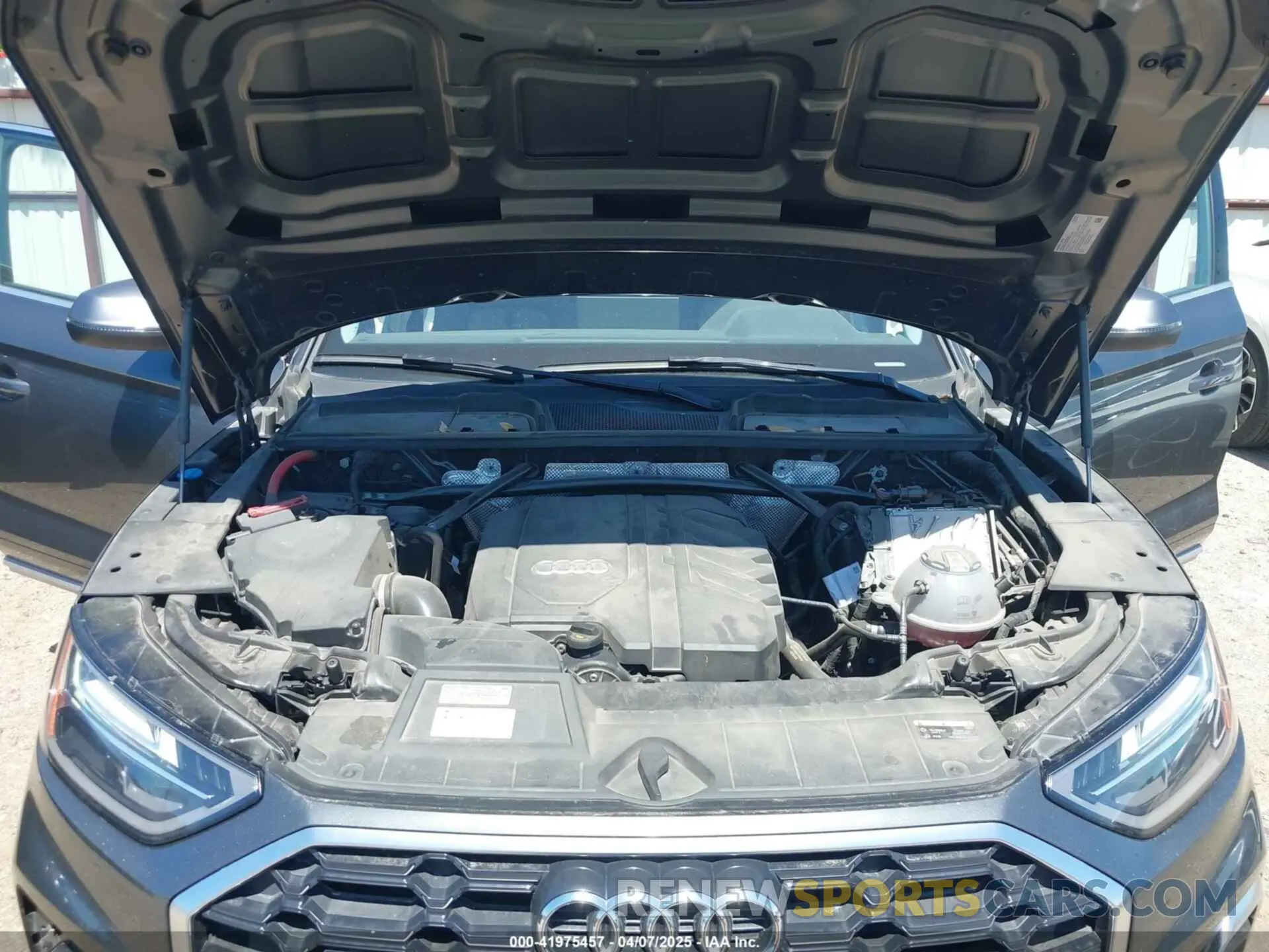 10 Photograph of a damaged car WA1EAAFY3P2123399 AUDI Q5 2023