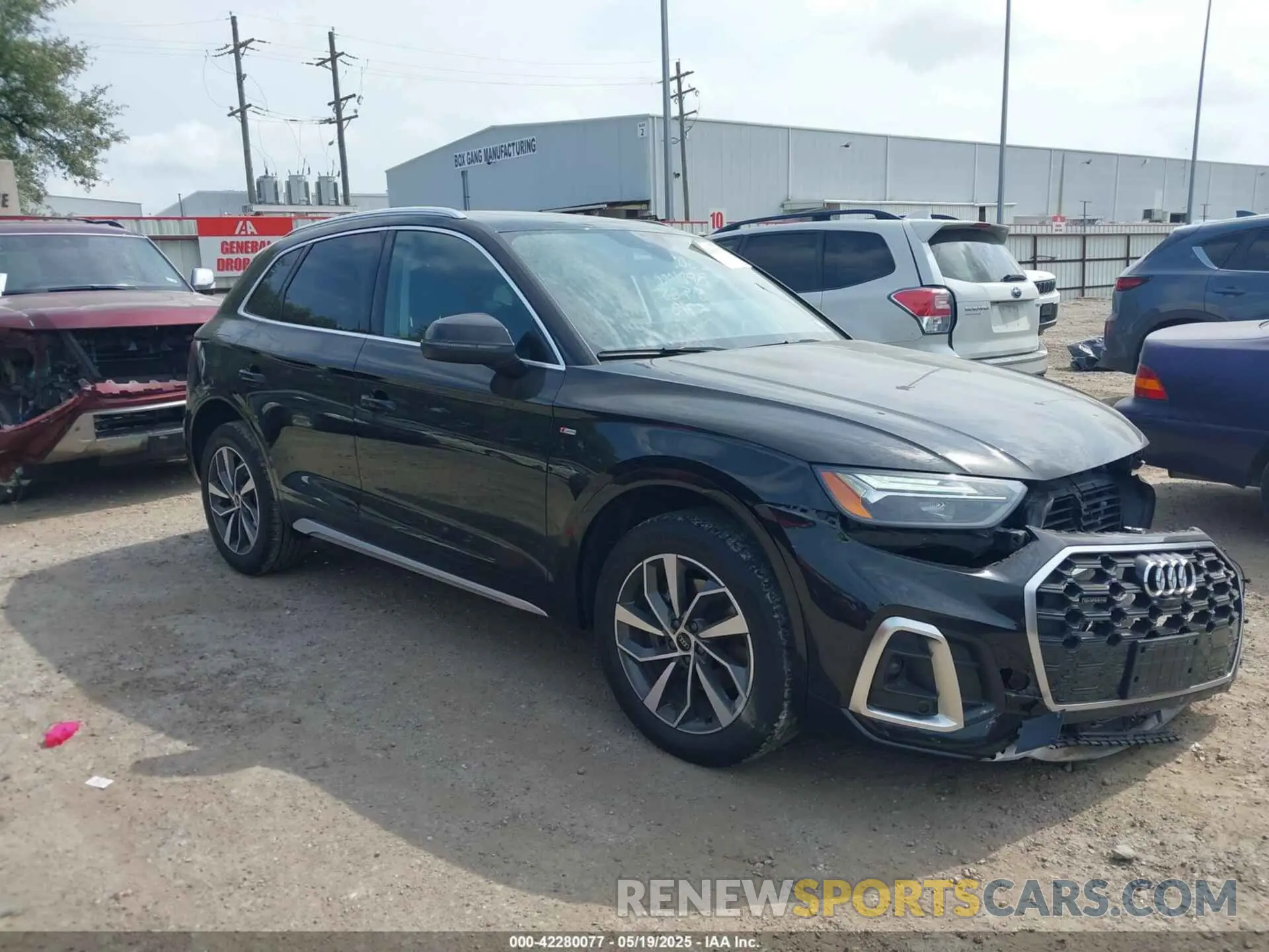 1 Photograph of a damaged car WA1EAAFY3P2145743 AUDI Q5 2023