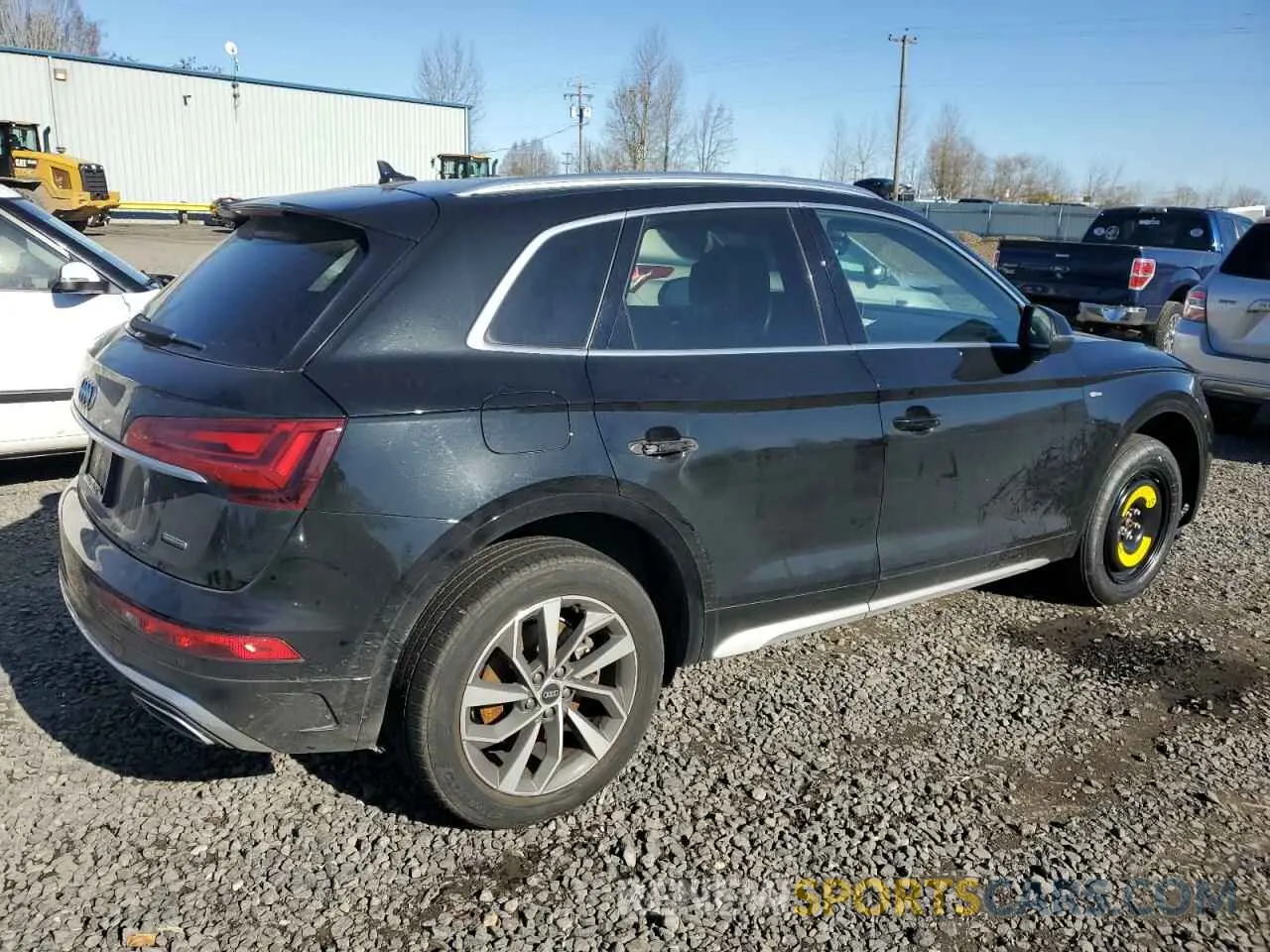3 Photograph of a damaged car WA1EAAFY4P2011470 AUDI Q5 2023