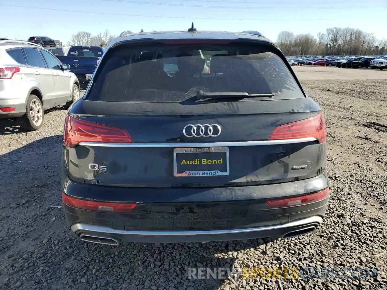 6 Photograph of a damaged car WA1EAAFY4P2011470 AUDI Q5 2023
