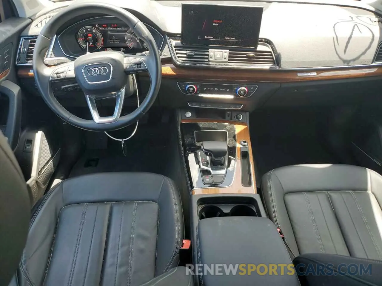 8 Photograph of a damaged car WA1EAAFY4P2015471 AUDI Q5 2023