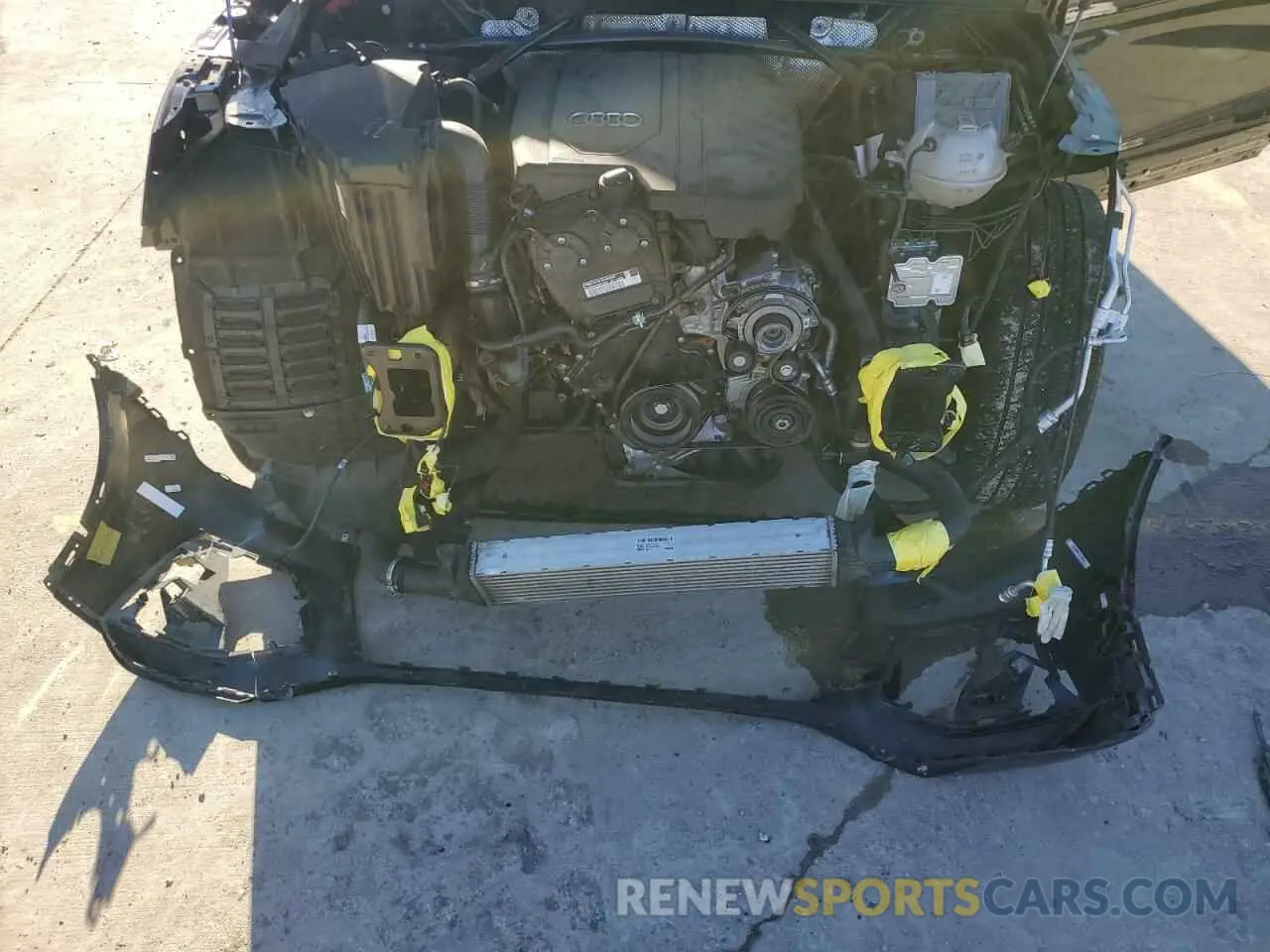 11 Photograph of a damaged car WA1EAAFY4P2019049 AUDI Q5 2023