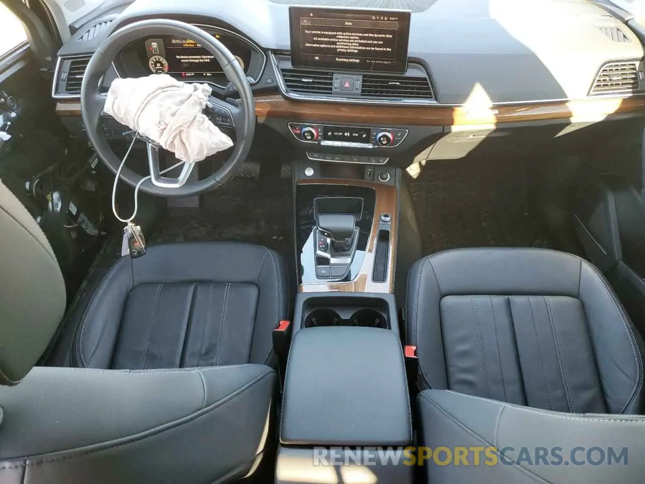 8 Photograph of a damaged car WA1EAAFY4P2019049 AUDI Q5 2023